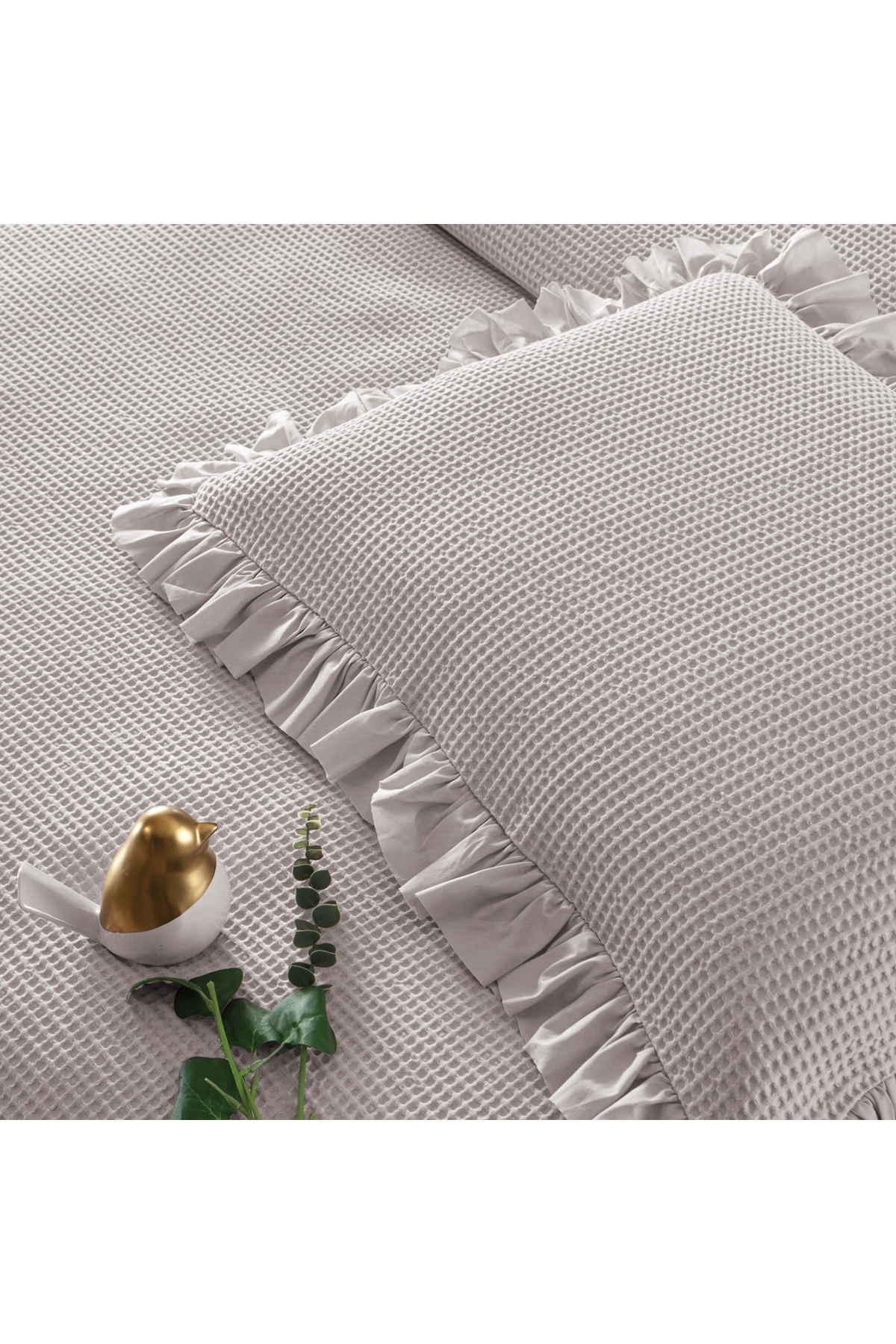 Linens-Stone Colored Bsp Double Bedspread Set 2