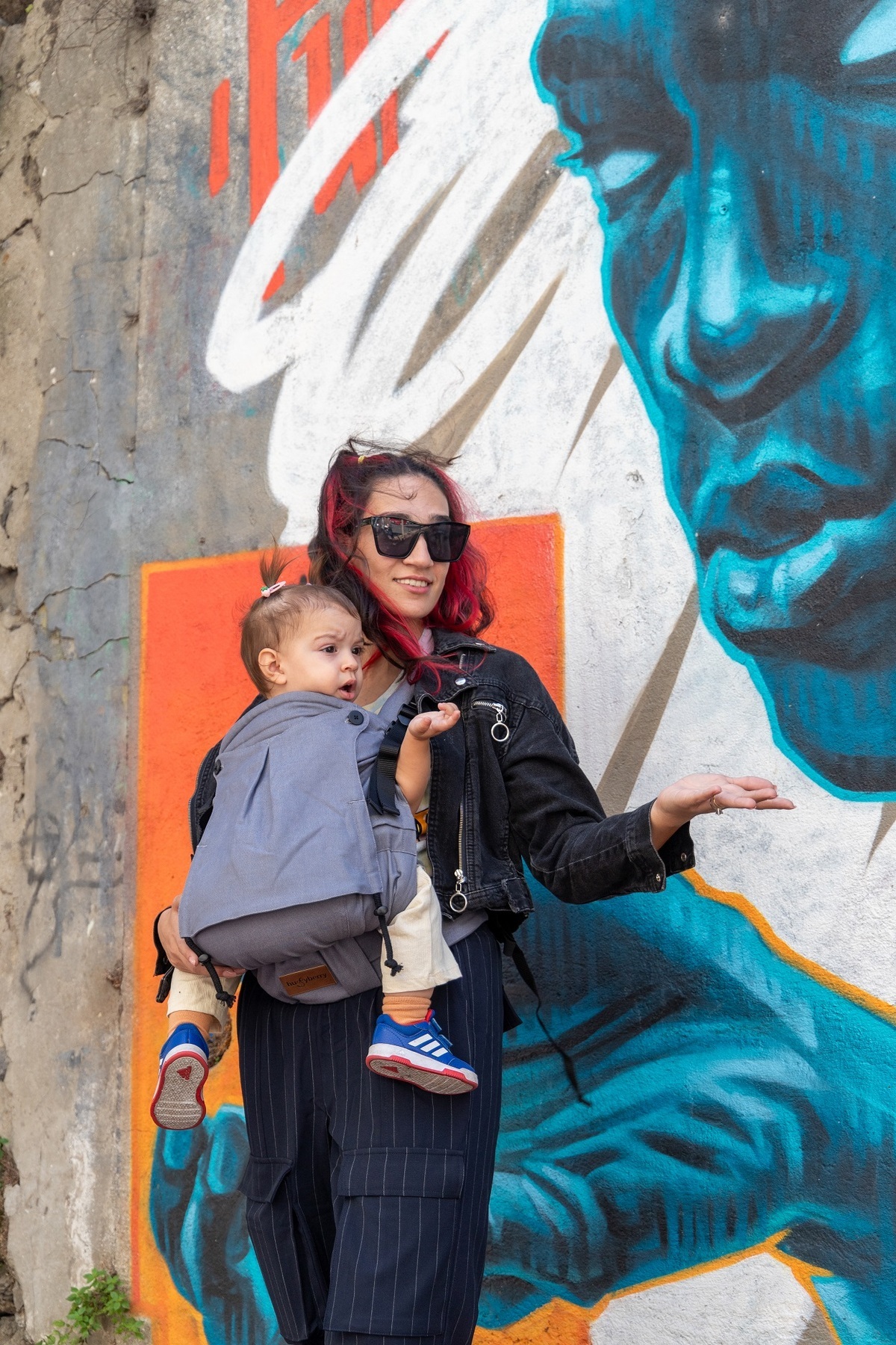 Huggyberry Huggy Plus Toddler Size Carrier - Anthracite fotoğrafı 4 (önizleme)