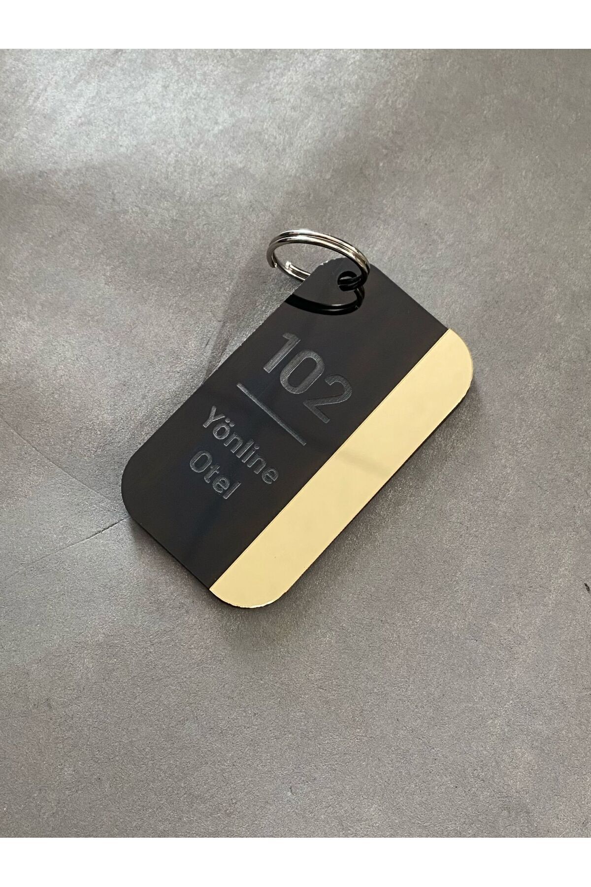 Yönline-Black & Gold Hotel Keychain–Customizable Suitable for Facility Name, Room Number Printing 4.5X9 4
