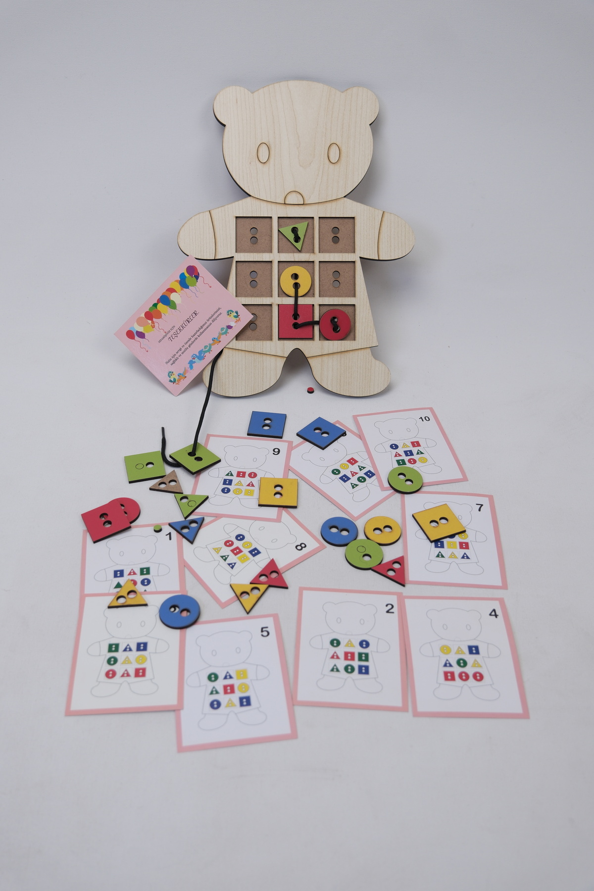 WoodStory Eğitici Ahşap Ayıcık Oyunu ve İp Geçirme Çalışması Montessori fotoğrafı 4 (önizleme)
