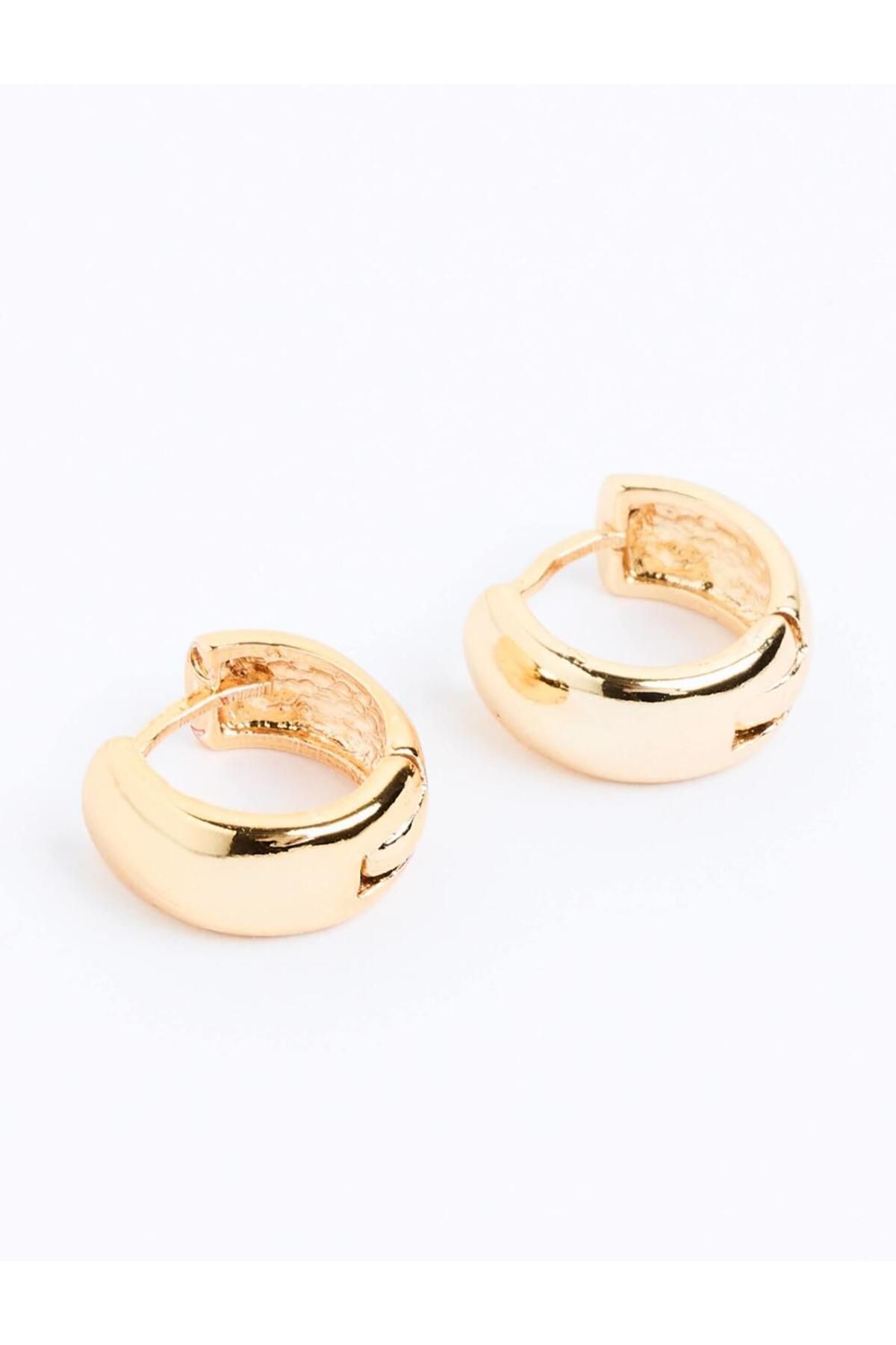 Jimmy Key-Gold Color Thick Half Hoop Earrings 3