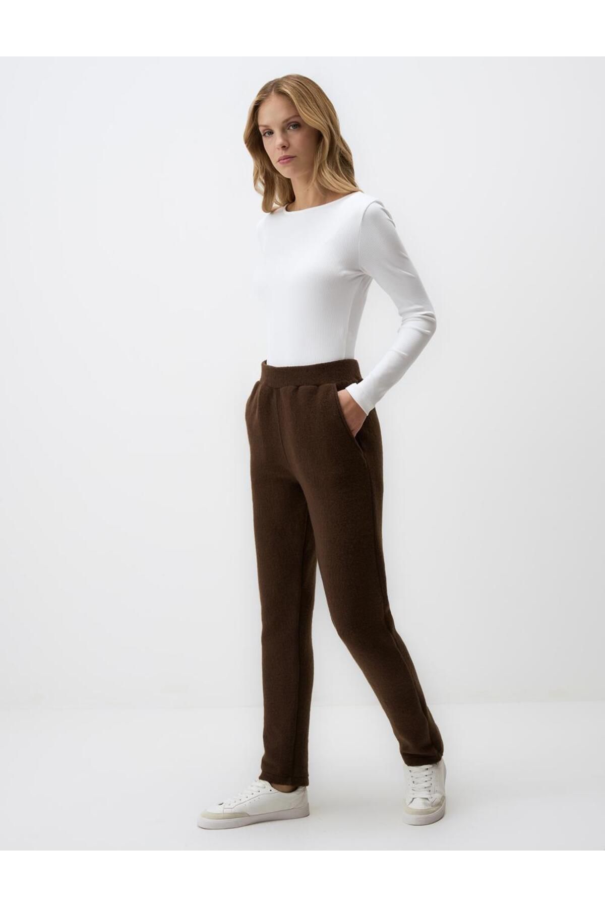 Jimmy Key-Σκούρο καφέ Slim Εφαρμογή Ψηλόμεσο Skinny Leg Fleece Πλεκτό Παντελόνι 1