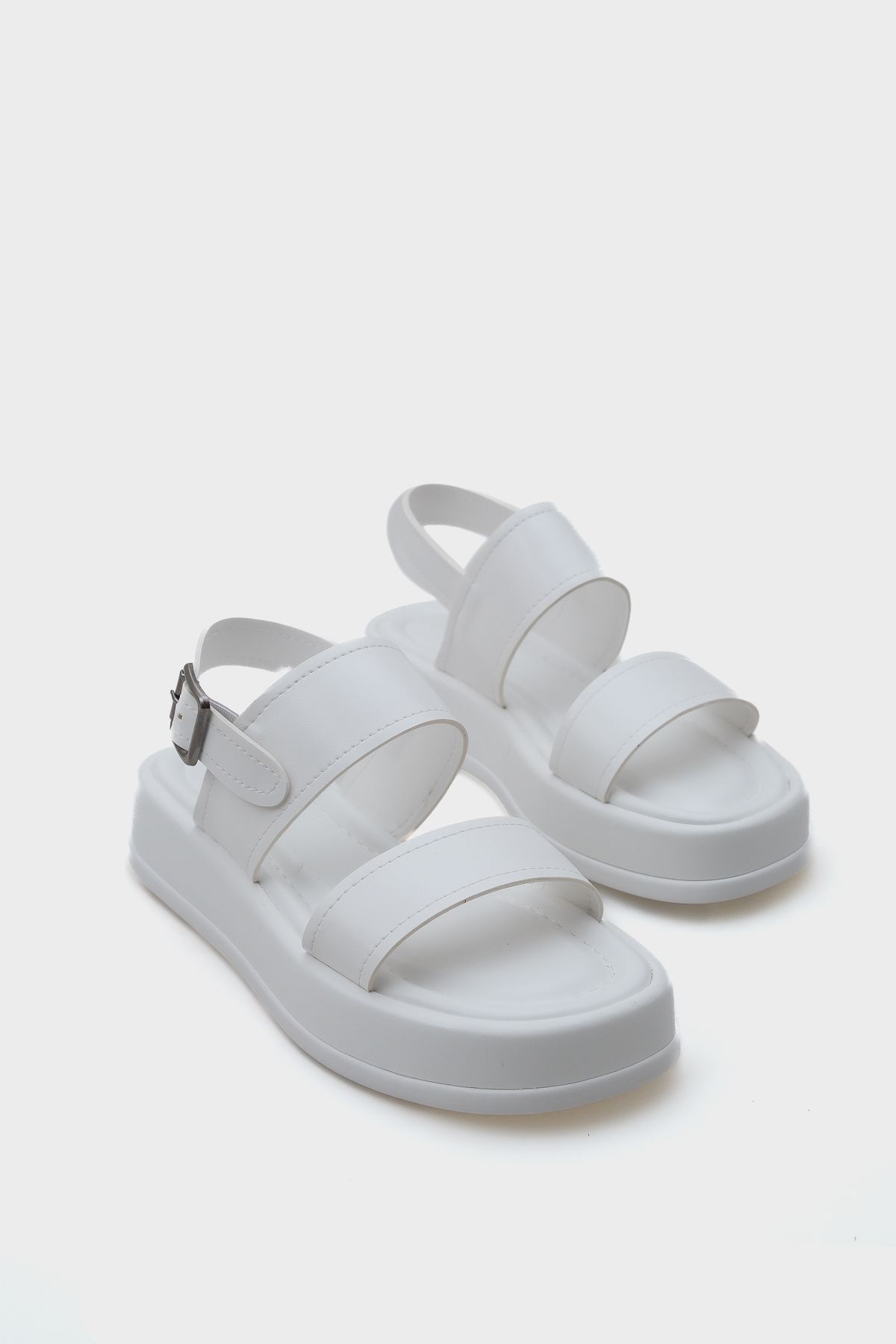 Capone Outfitters-Marris Single Strap Keilabsatz Komfort Damen Sandalen 1