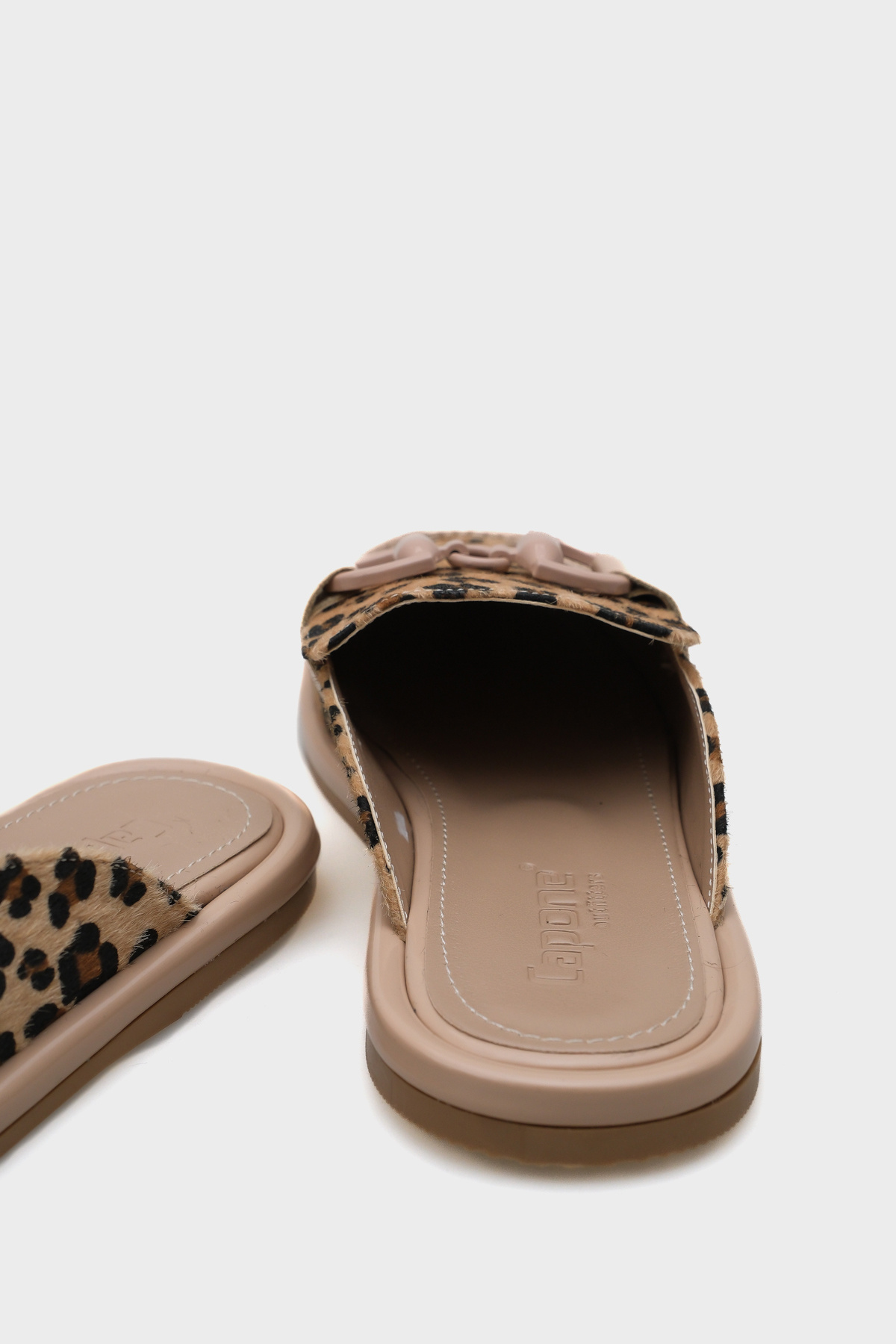 Capone Outfitters-Melissa Damen-Hausschuhe mit geschlossener Zehenpartie und Schnalle 3