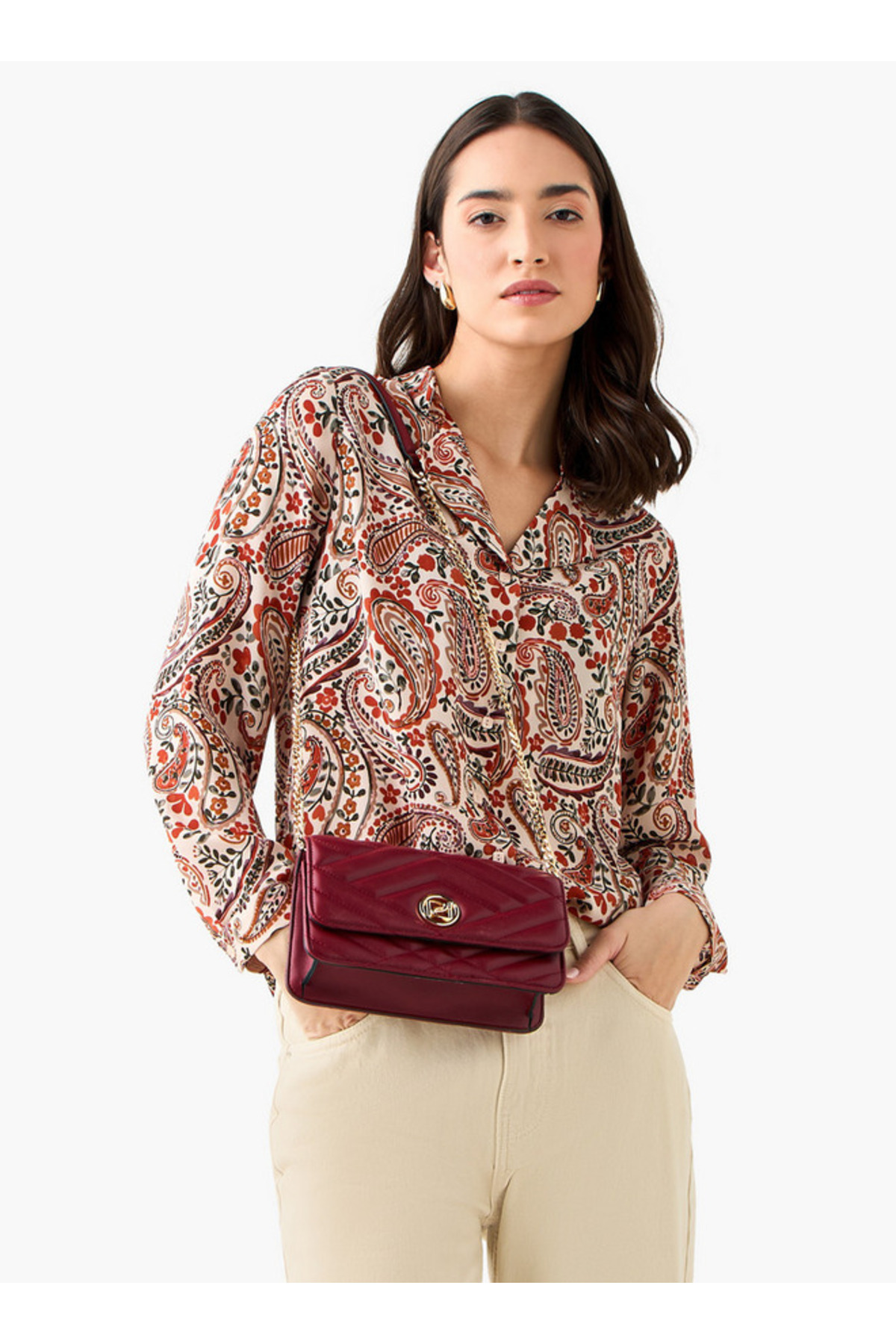 Paprika-Quilted Crossbody Bag with Button Closure 2