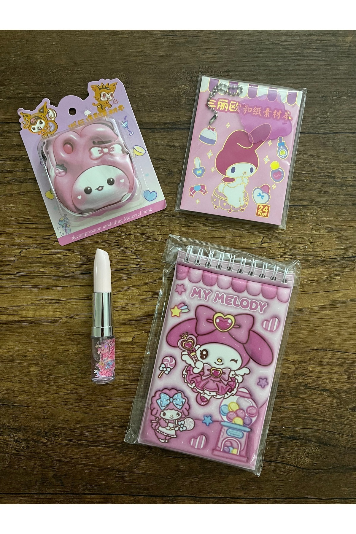 synshop My Melody Kuromi Kırtasiye Seti 3 Adet Sticker Not Defteri 1 Adet Kalem Okul Set Defter