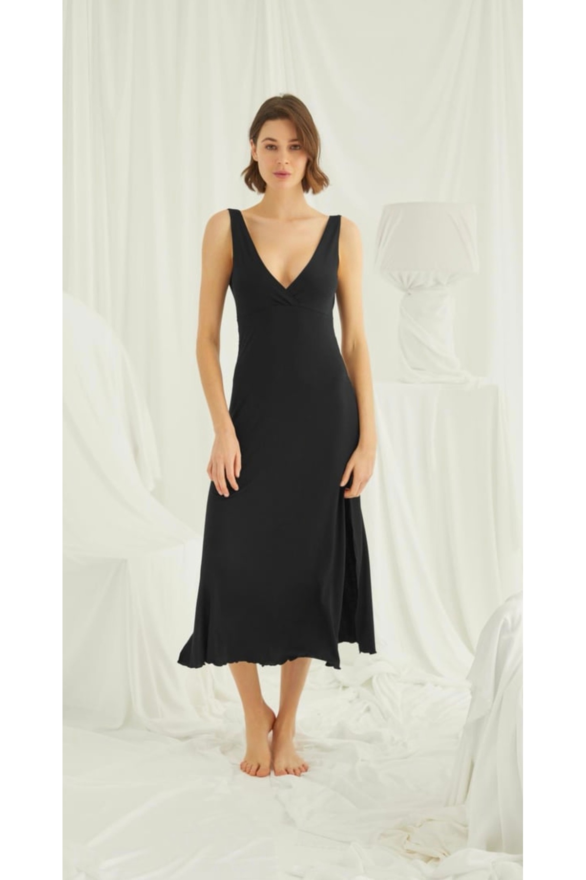 NightLove Monamise Sırt Detaylı Dantelli Gecelik 18461