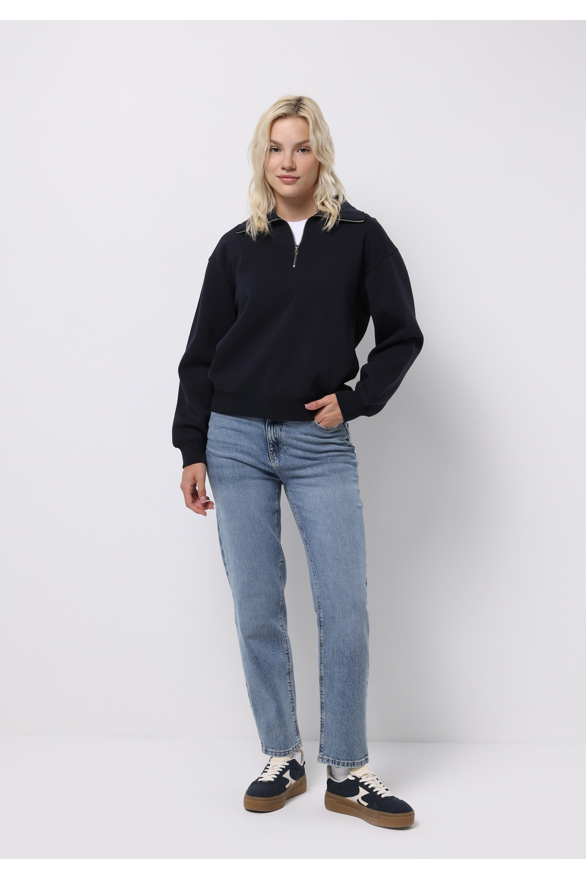 Colin's Regular Fit Fermuarlı Nakışlı Kadın Lacivert Sweatshirt görsel 3