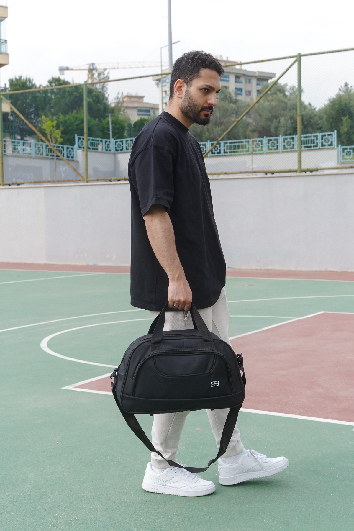 Solo Bag Siyah Su Geçirmez Alt Korumalı Pedli Spor Fitness Koşu ve Seyahat Çantası 40 cm görsel 3