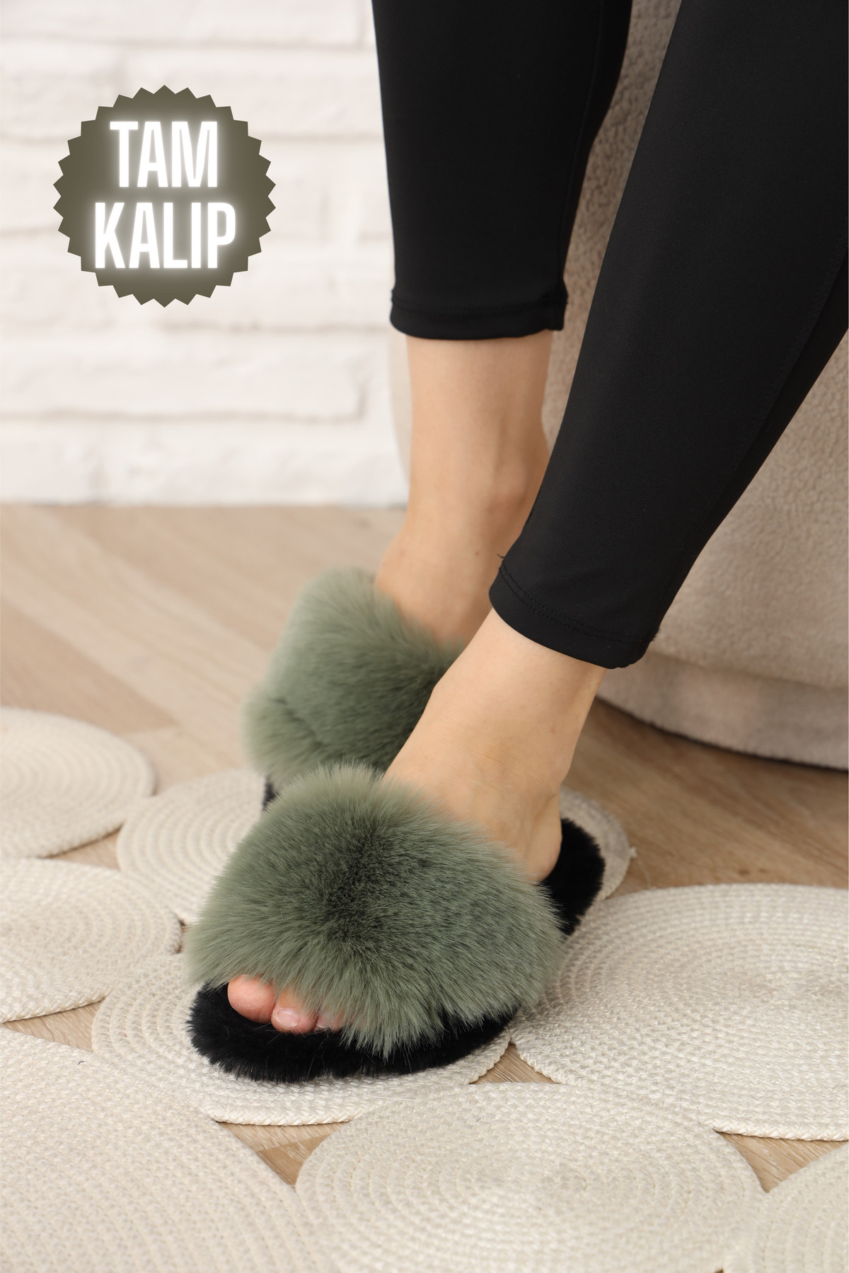  دمپایی خانگی انعطاف‌پذیر و شیک خزدار