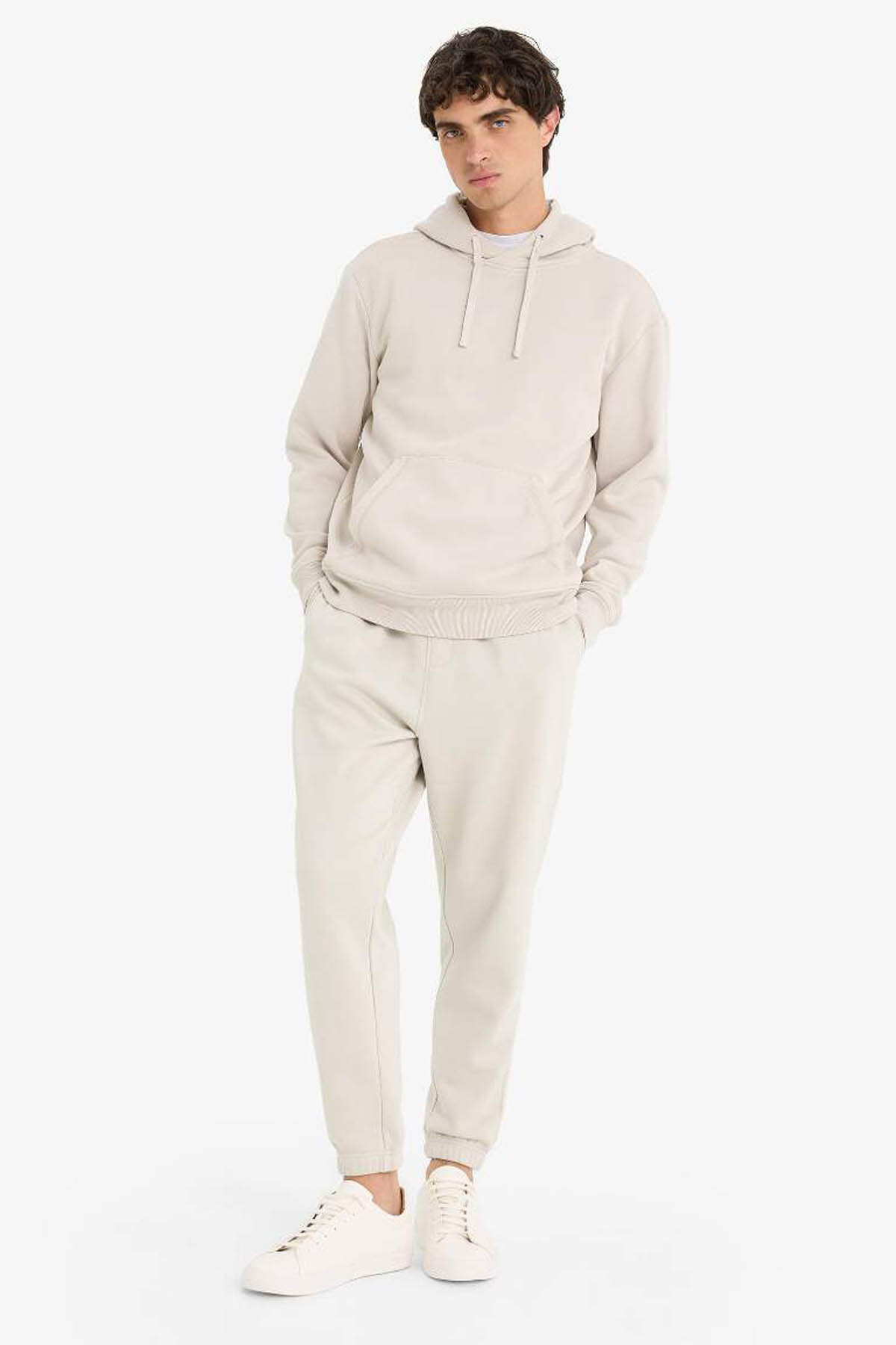 DeFacto Regular Fit Bağcıklı Bel Jogger Basic Eşofman Altı E6326AX25AU görsel 2