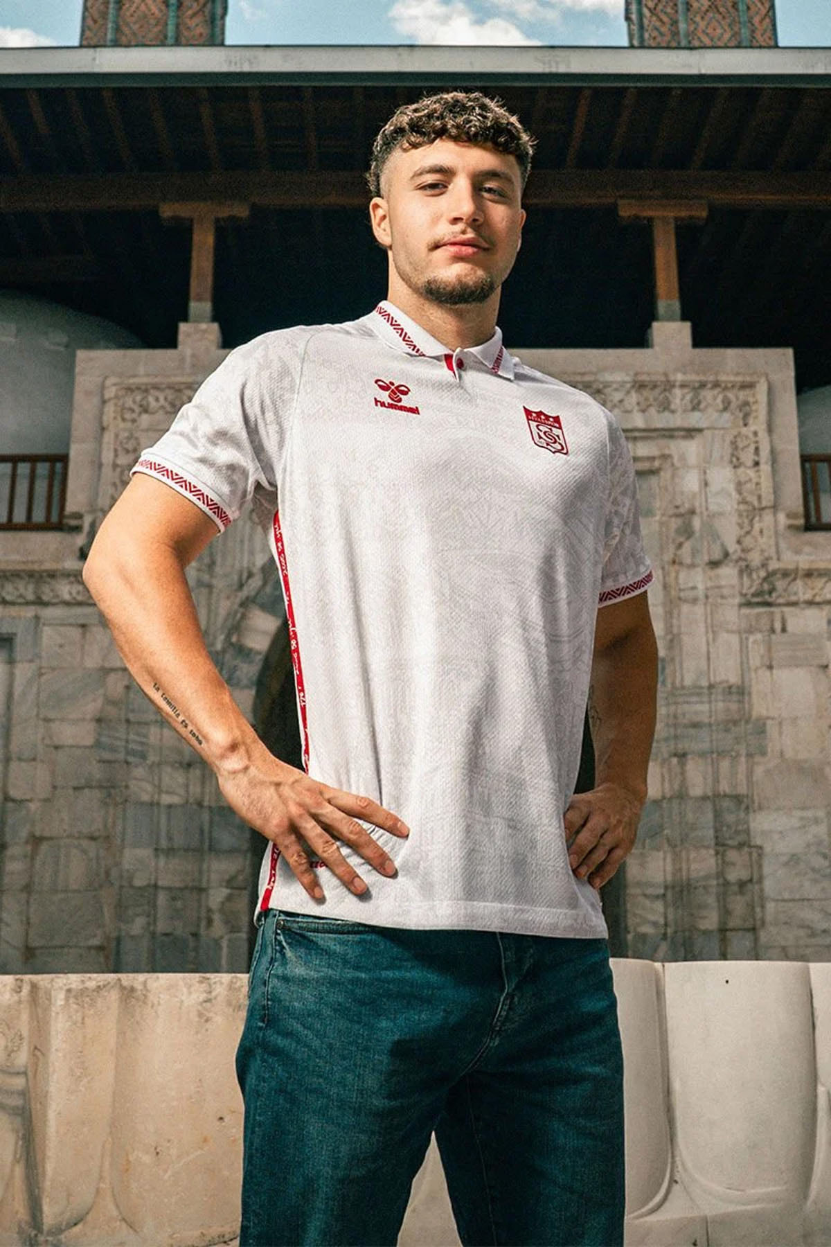 hummel SİVASSPOR 58.YIL BEYAZ FORMA 25/26