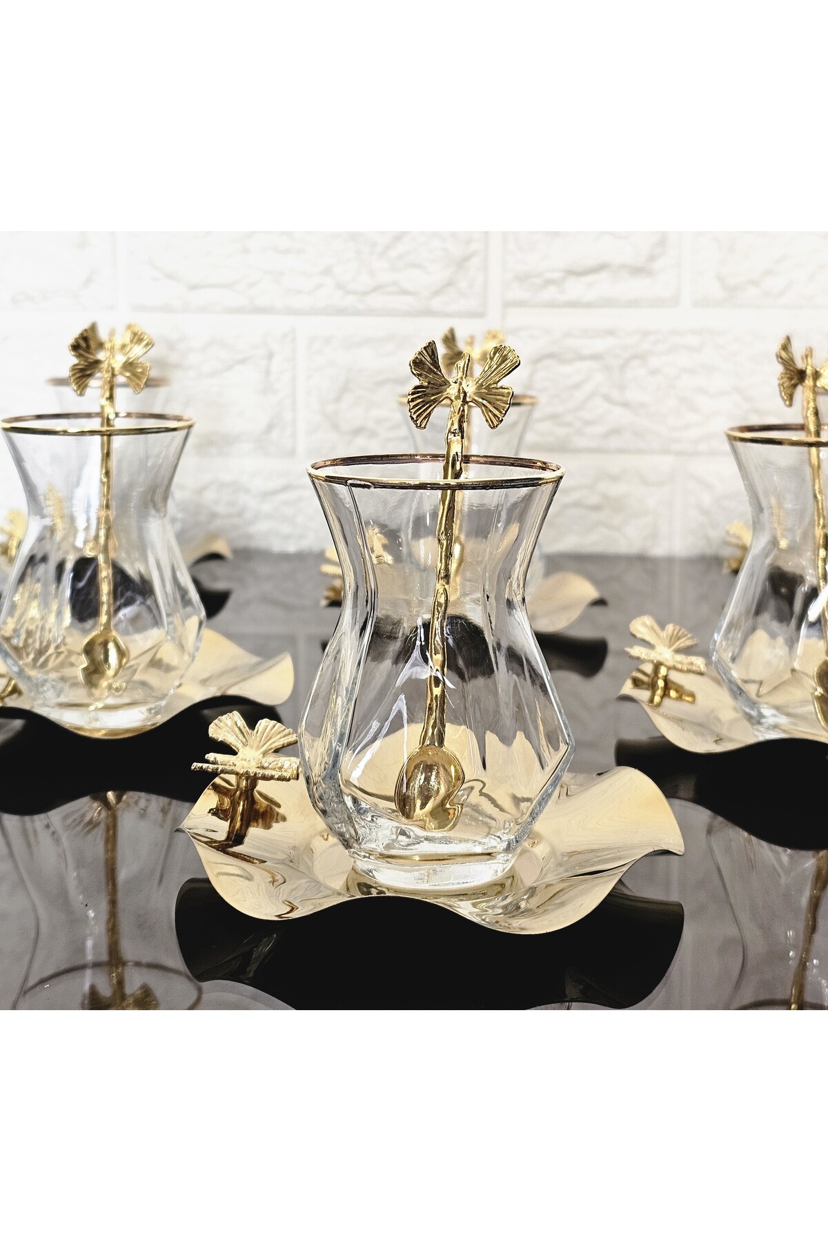 atabey home Alya Real Gold Tea Set 18 Pieces with Teaspoons and Detailing