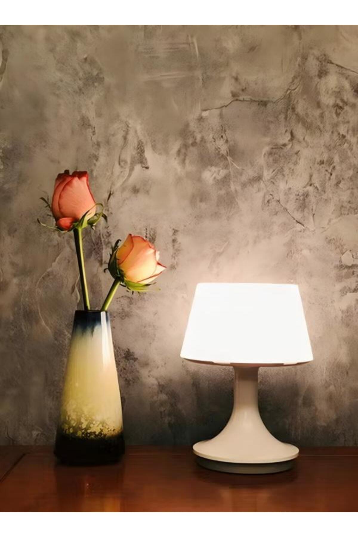 fun zone-Bedside Table Lamp LED Desk Lamp with Charging Port and Remote Control 3