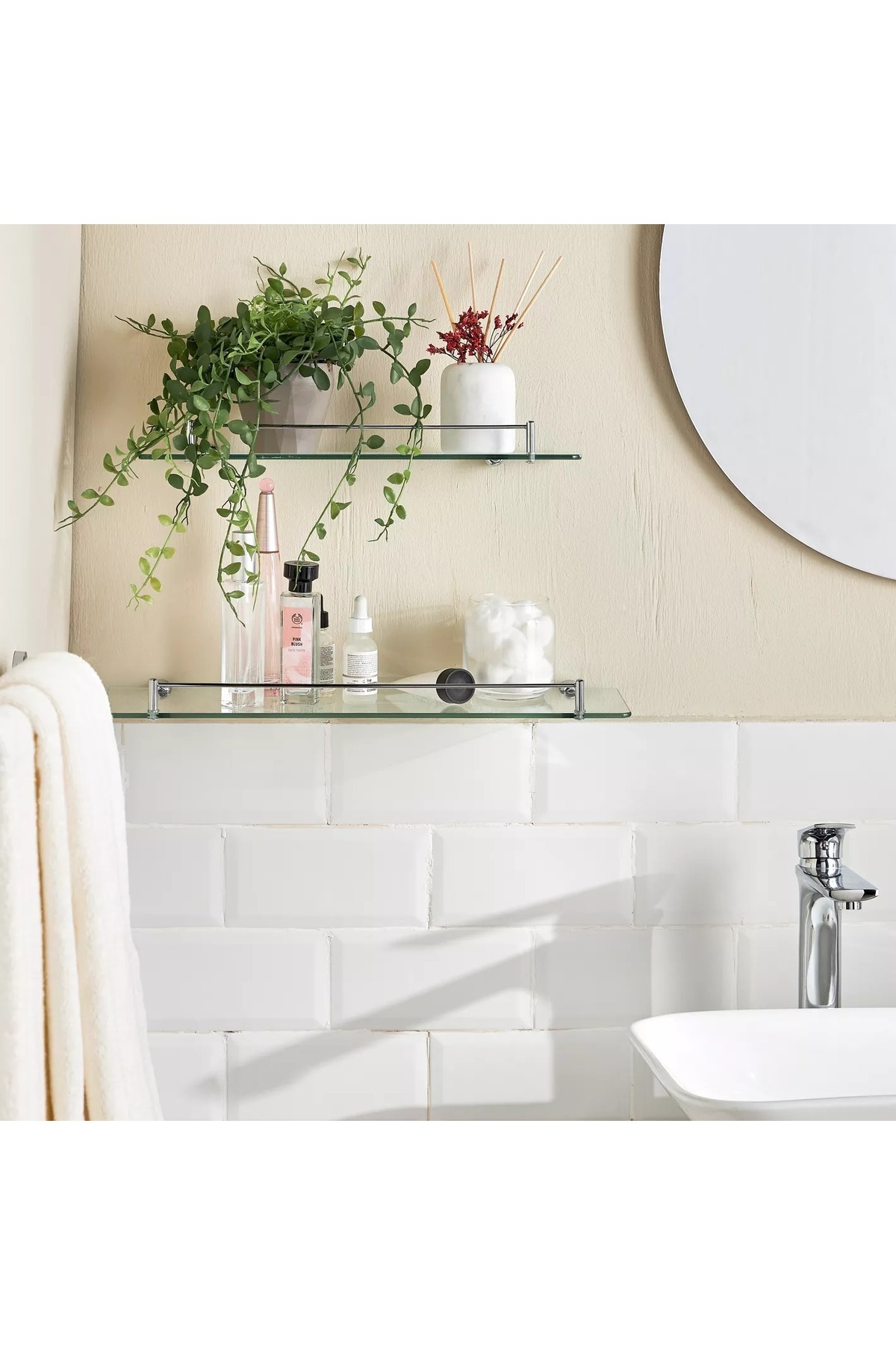 Generic-Iris Wall-Mounted Shelf for Stylish Storage & Display 3