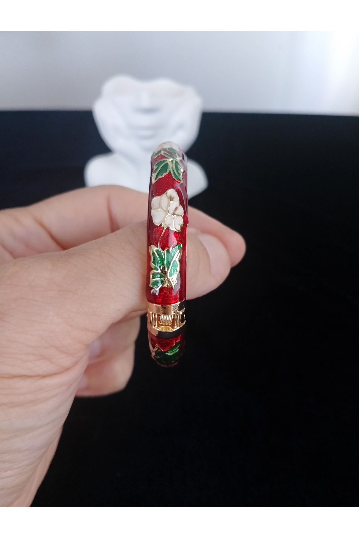 Enjoy-Red Enamel Flower Patterned Bracelet Bangle Ethnic and Artistic Touch 2