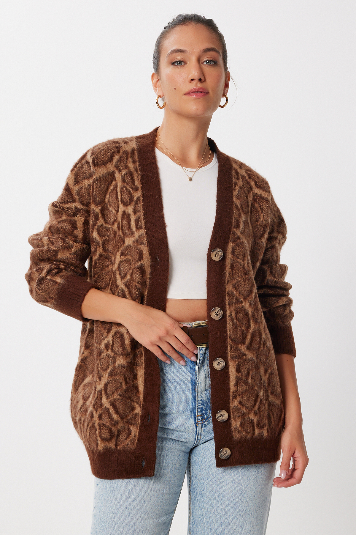 Lovelyİstanbul Leopar Desenli Yumuşak Oversize Triko Hırka LMU0002 KAHVERENGİ görsel 3