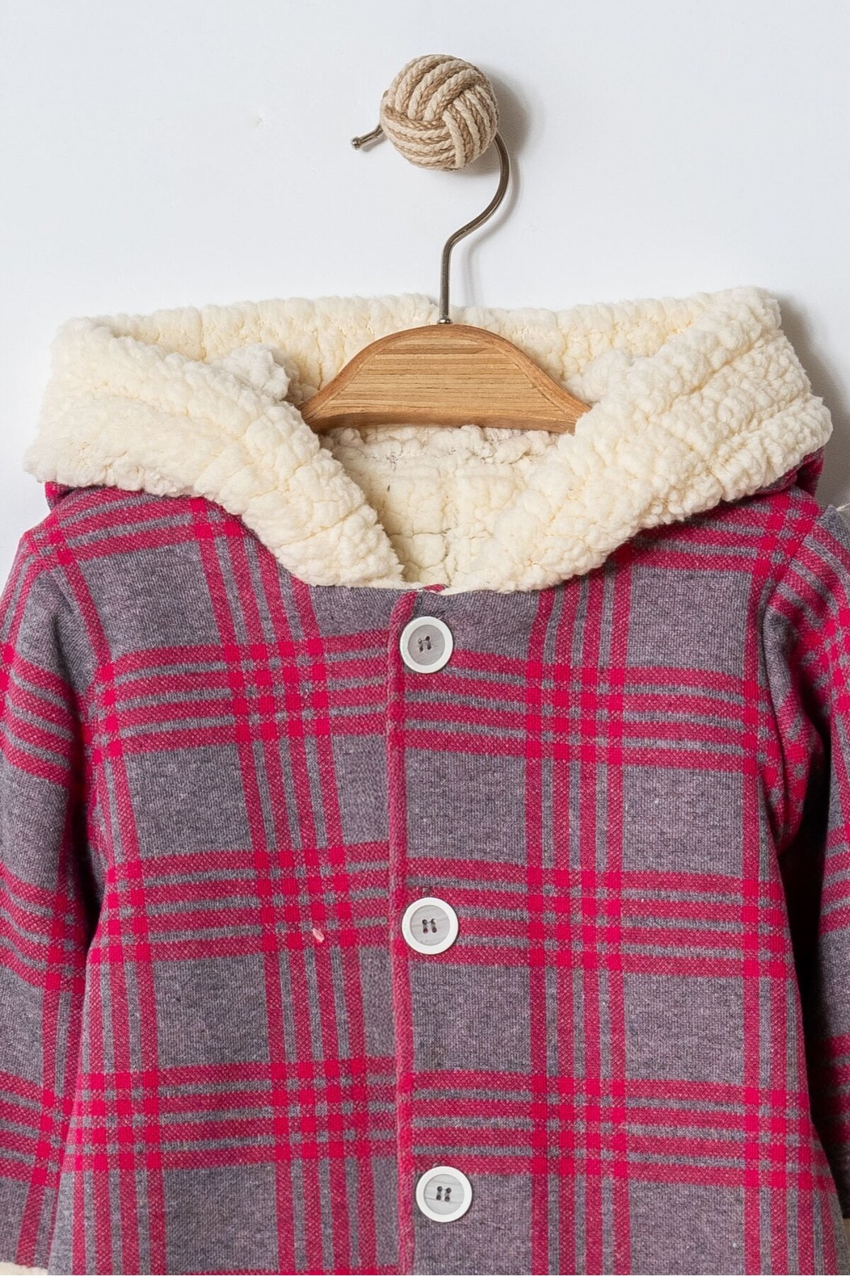 Chicsy Baby Kışlık Tatlı Kareli İçi Peluşlu Kapüşonlu Düğmeli Bebek Tulum fotoğrafı 3 (önizleme)