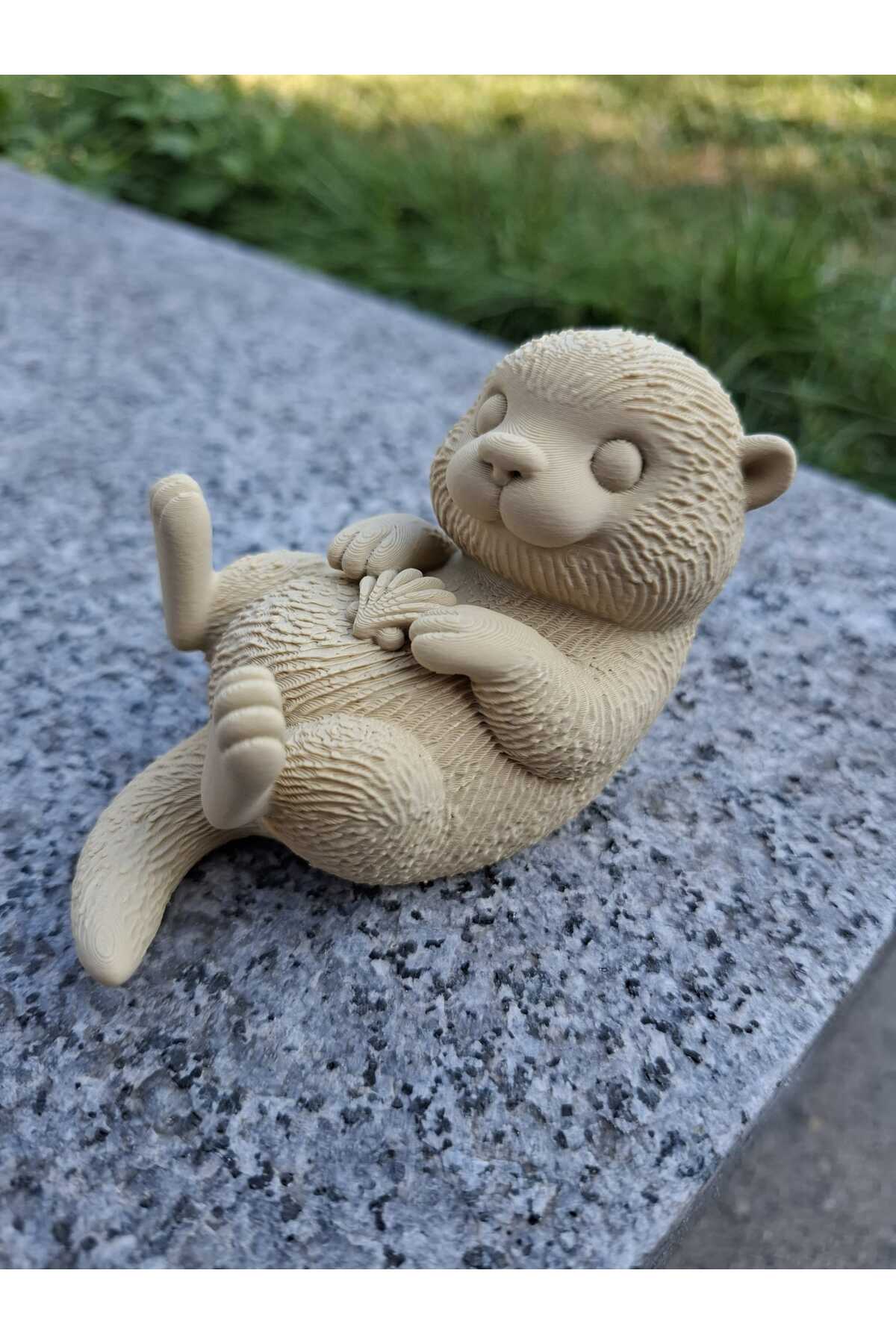 Figura di castoro marino e conchiglia – Statuetta decorativa e da collezione stampata in 3D (15 cm)