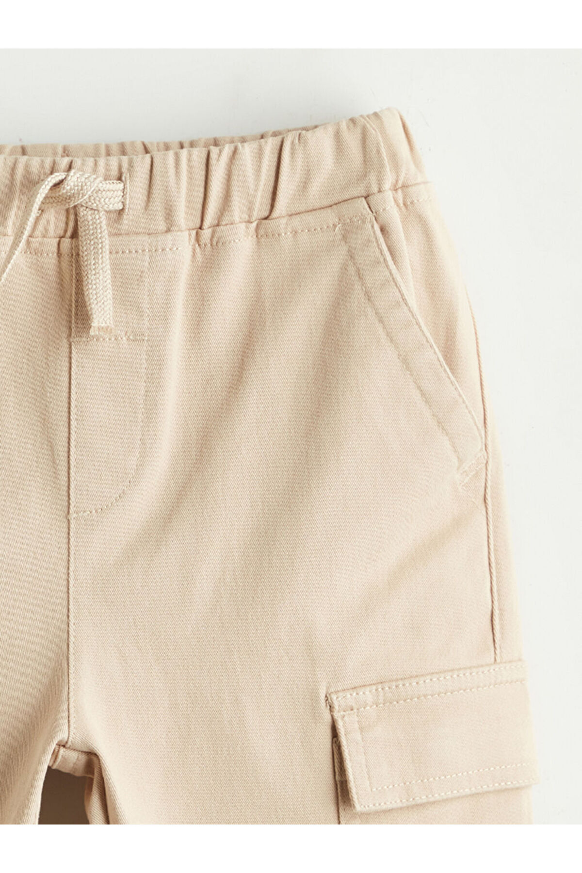LC Waikiki-Create Your Style from Uzg Store |   Boys Cargo Jogger Pants with Elastic Waist 3