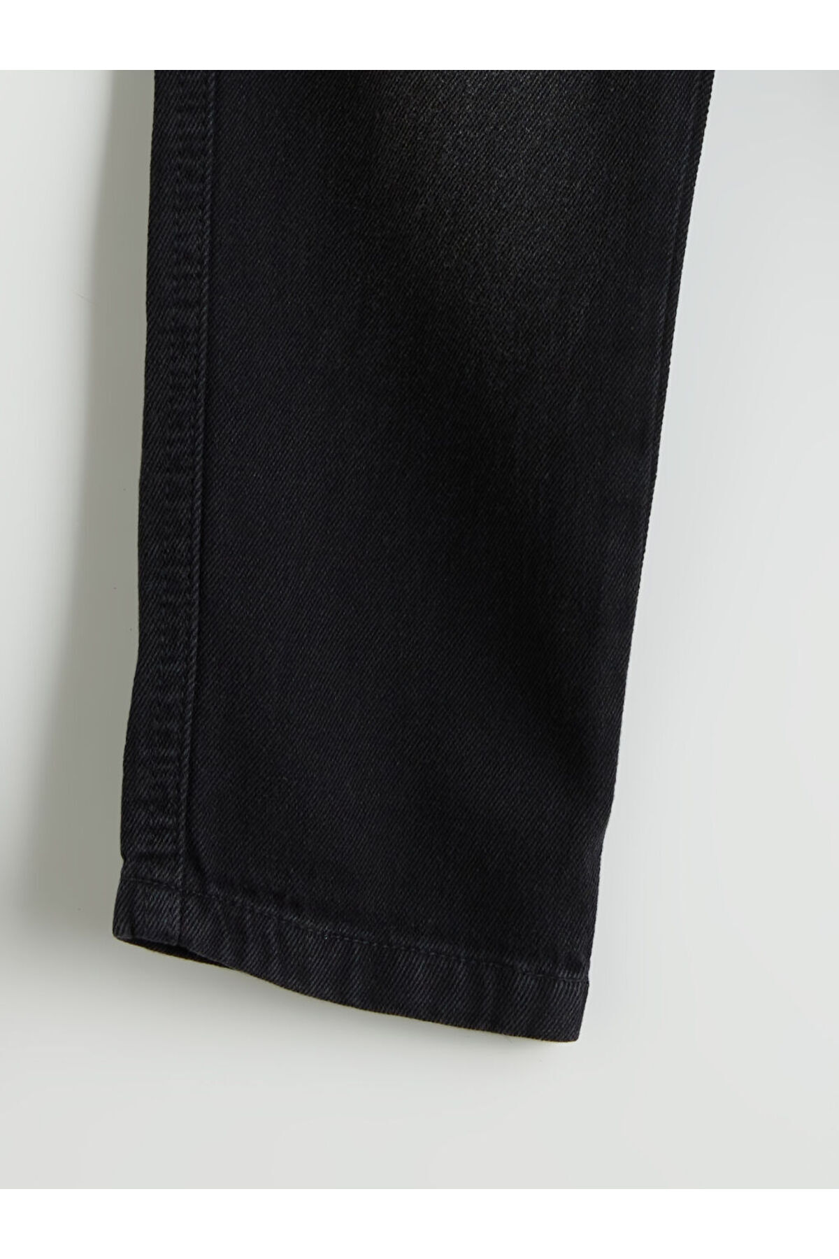 LC Waikiki-Create Your Style with Uzg Store |   Basic Boy's Jean Pants 5