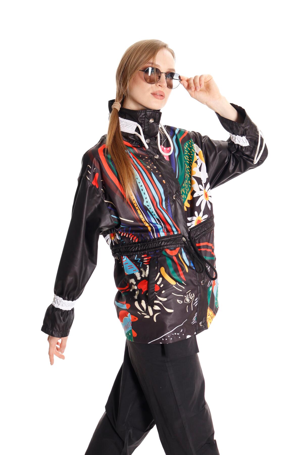 shE tekstil  Baskılı Tasarım Papatyalı Yağmurluk Siyah - Görsel 4