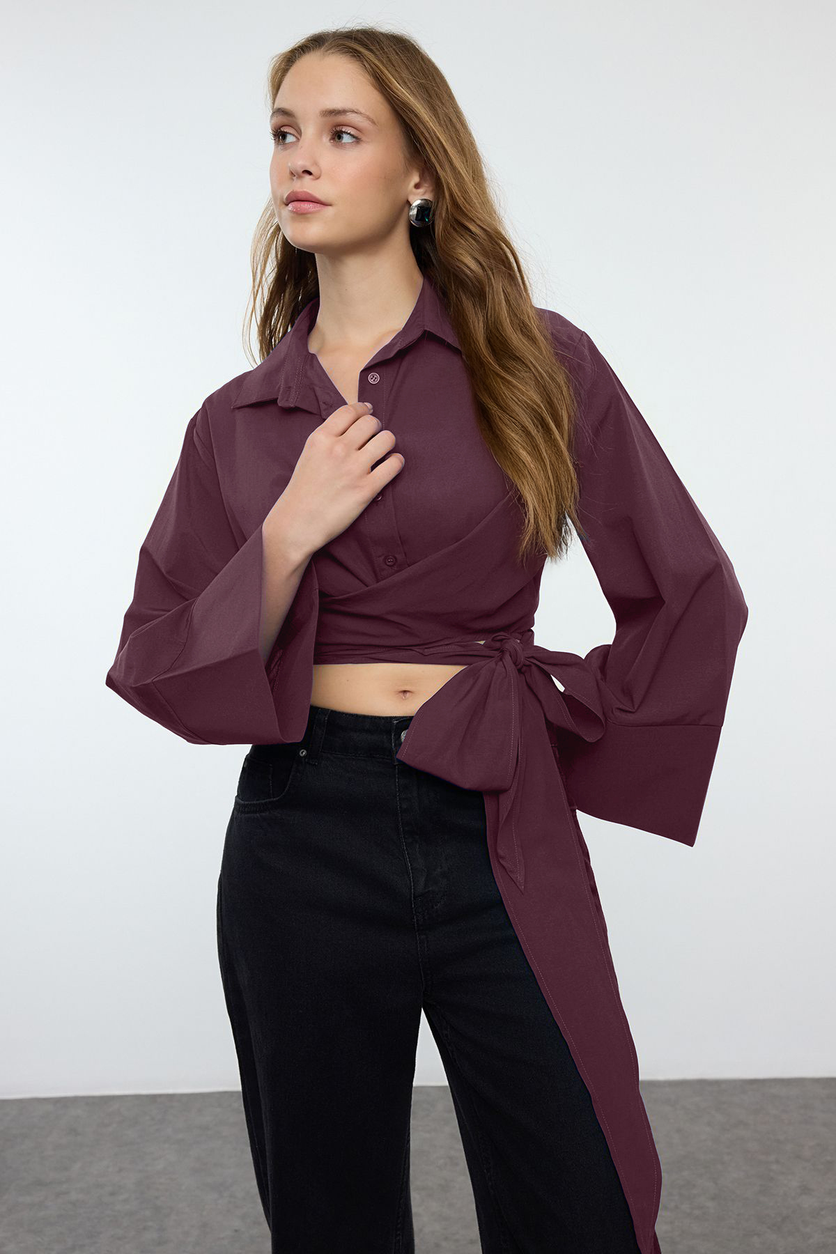 Trendyolmilla  Mürdüm Bağlama Detaylı Regular Normal Kalıp Dokuma Gömlek TWOAW25GO00067