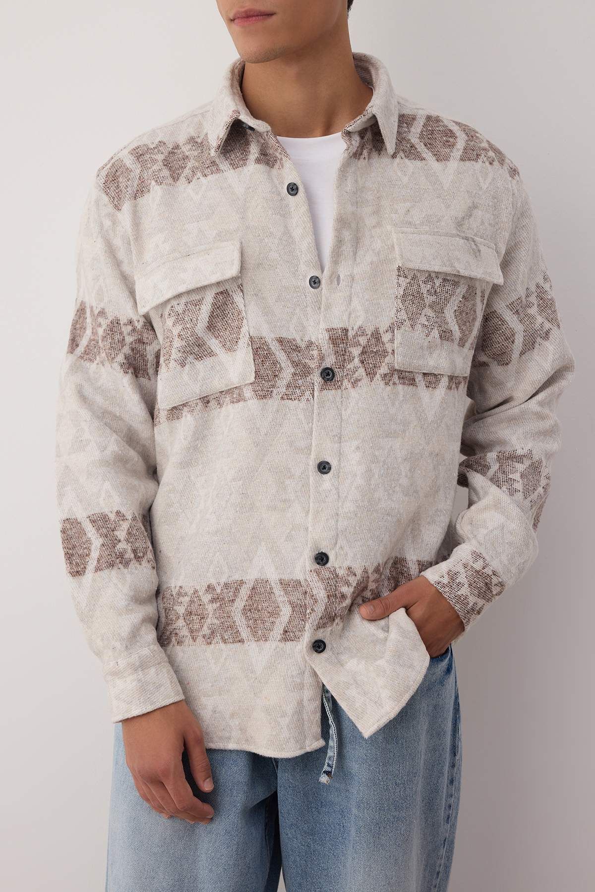 Trendyol Collection-Ecru Unisex Regular Fit Double Pocket Clamshell Ethnic Winter Lumberjack Jacket Shirt TMNAW23GO00119 3