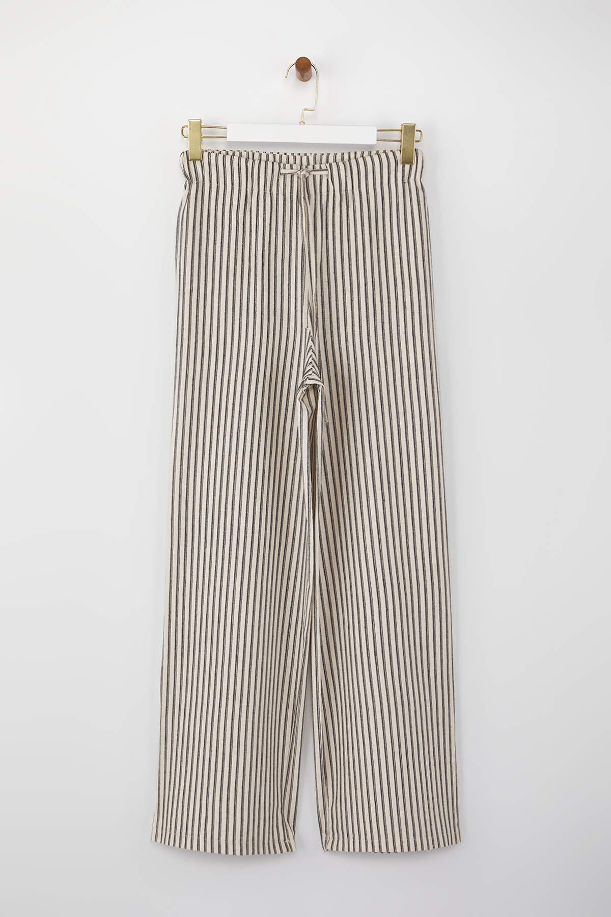 Trendyolmilla  Çok Renkli Çizgili Beli Lastikli Pantolon TWOSS25PL00134