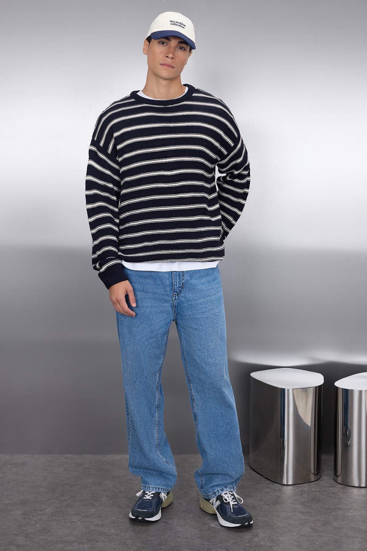 Trendyolmilla Man Lacivert Casual Unisex Bisiklet Yaka Çizgili Triko Kazak TMNAW25KZ00025