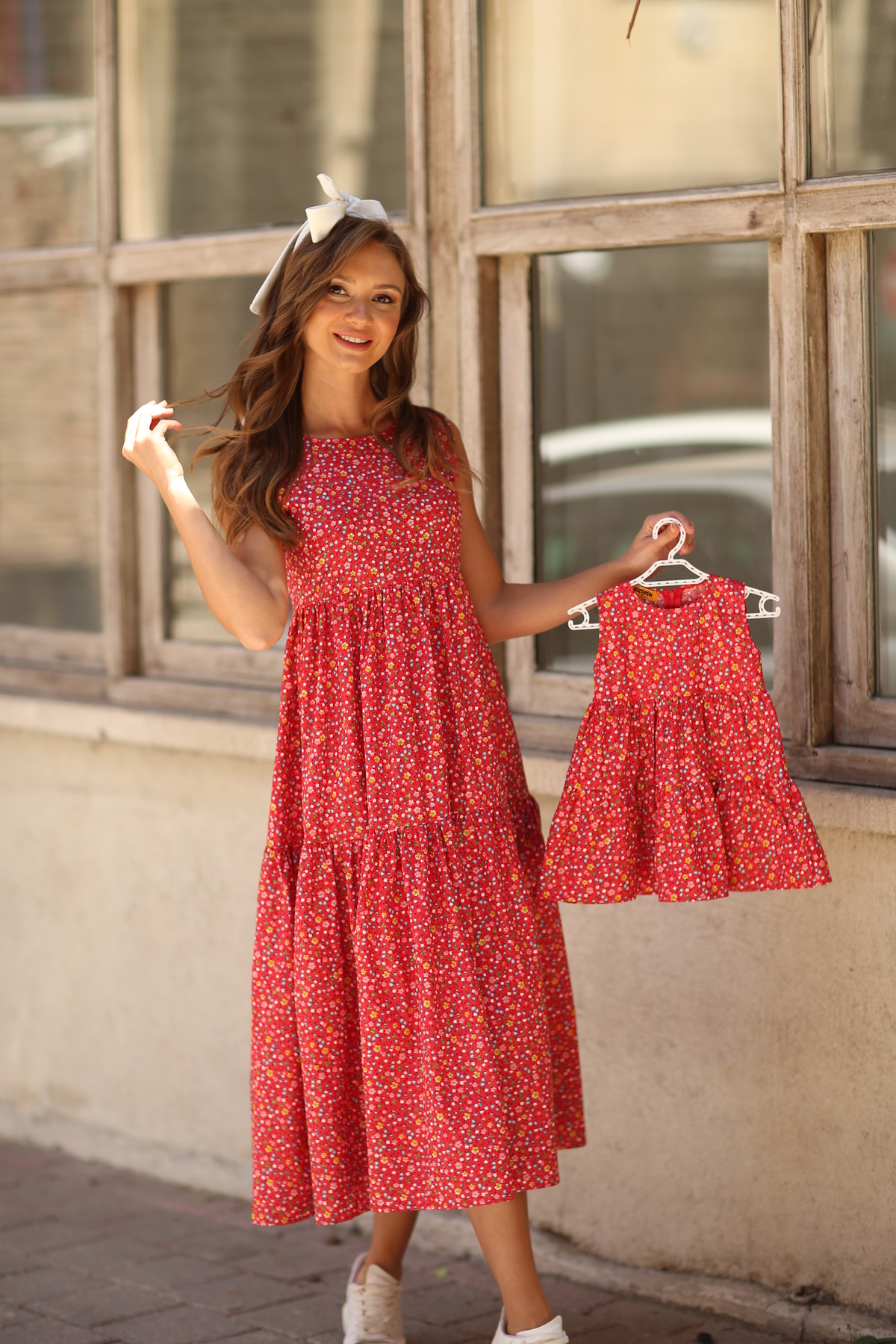 KÜÇÜĞÜM BUTİK  Kırmızı Çiçekli Kat Kat Anne Kız Kombini (ANNE VE ÇOCUK AYRI AYRI SEPETE EKLENMELİDİR) - Görsel 4