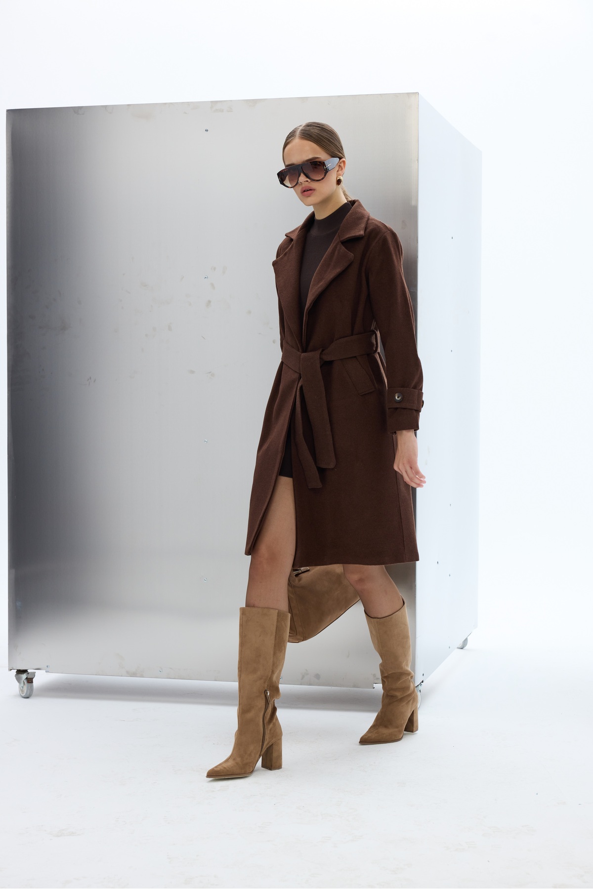 SevdeUgur  Kuşaklı Kolu Düğmeli Kahverengi Kaşe Kaban / Sevde Ugur - Görsel 3