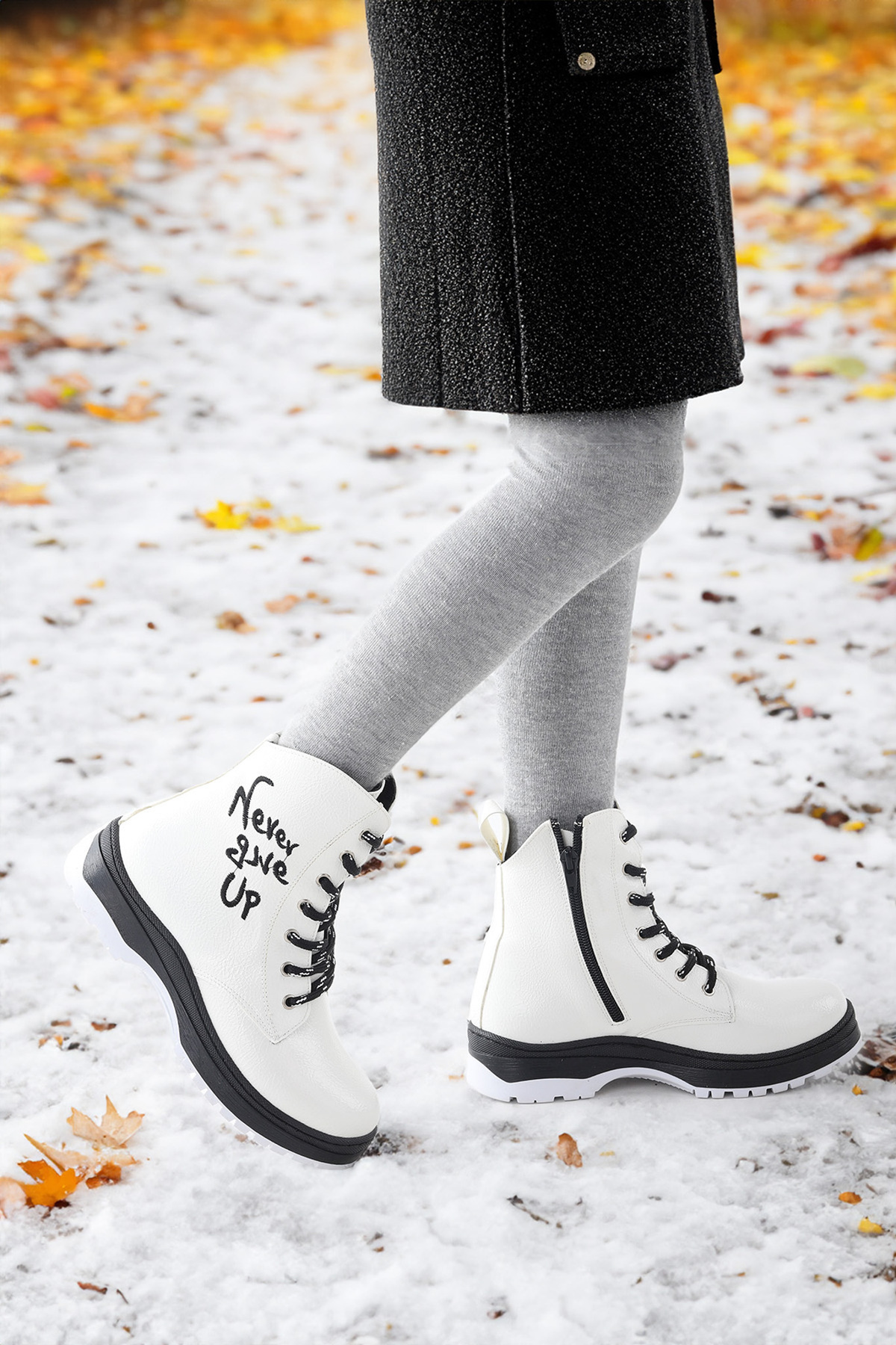 Kiko Kids-Thermo Sole Girls Boots 610 Cracked 3