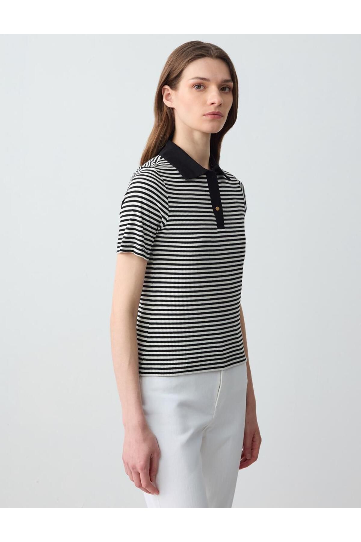 Jimmy Key-Black Polo Neck Short Sleeve Stripe Patterned Knitted Blouse 4