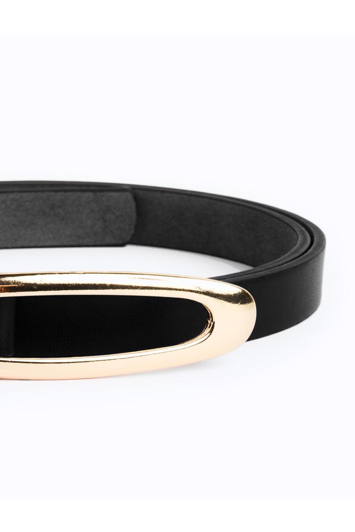 Jimmy Key-Black Shiny Oval Buckle Detailed Belt 3