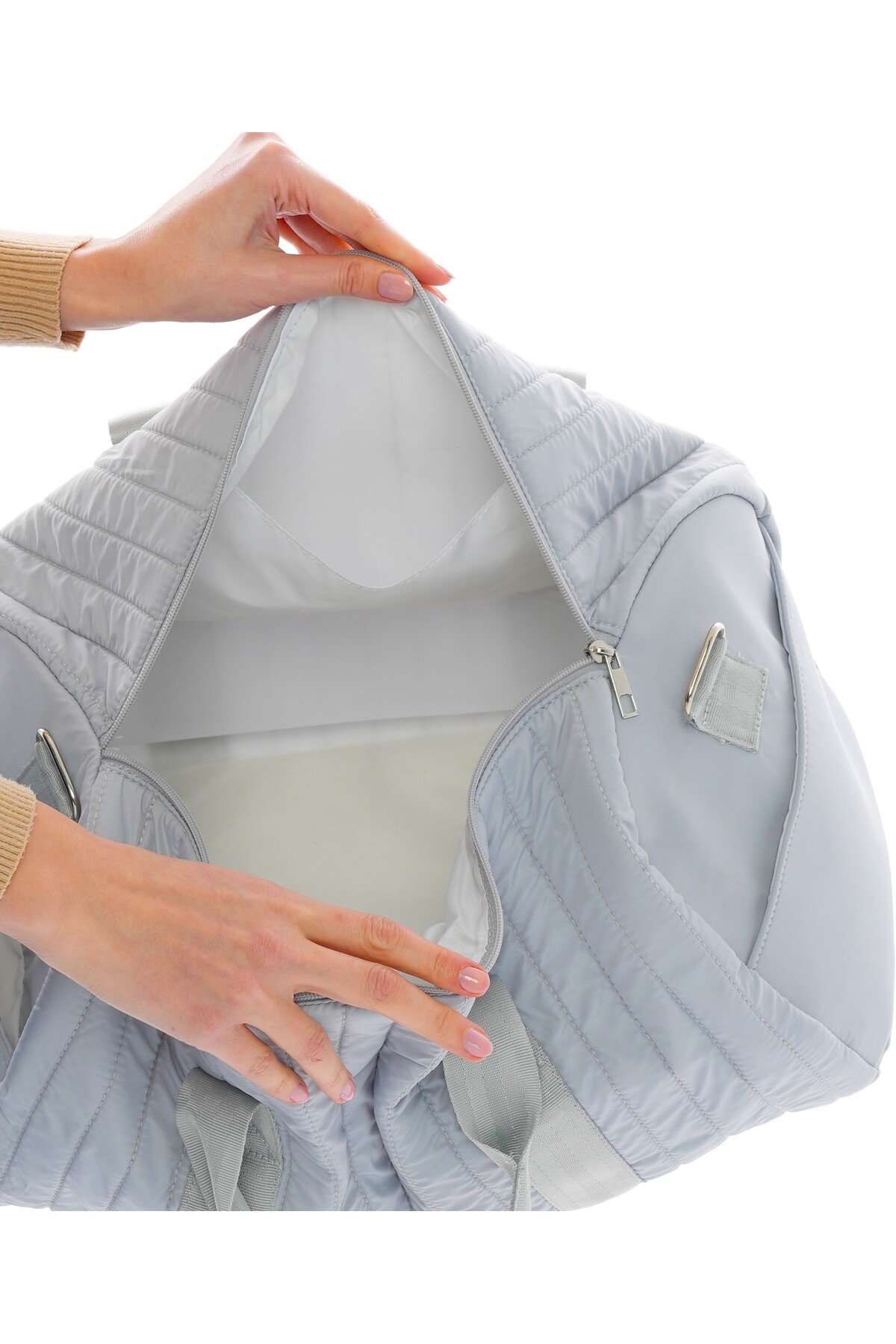 WITH-W  Unisex Kapitoneli Cepli Uzun Askılı Kadın Ve Erkek Kullanabilir Seyahat Fitnes Ve Spor Çantası - Görsel 6