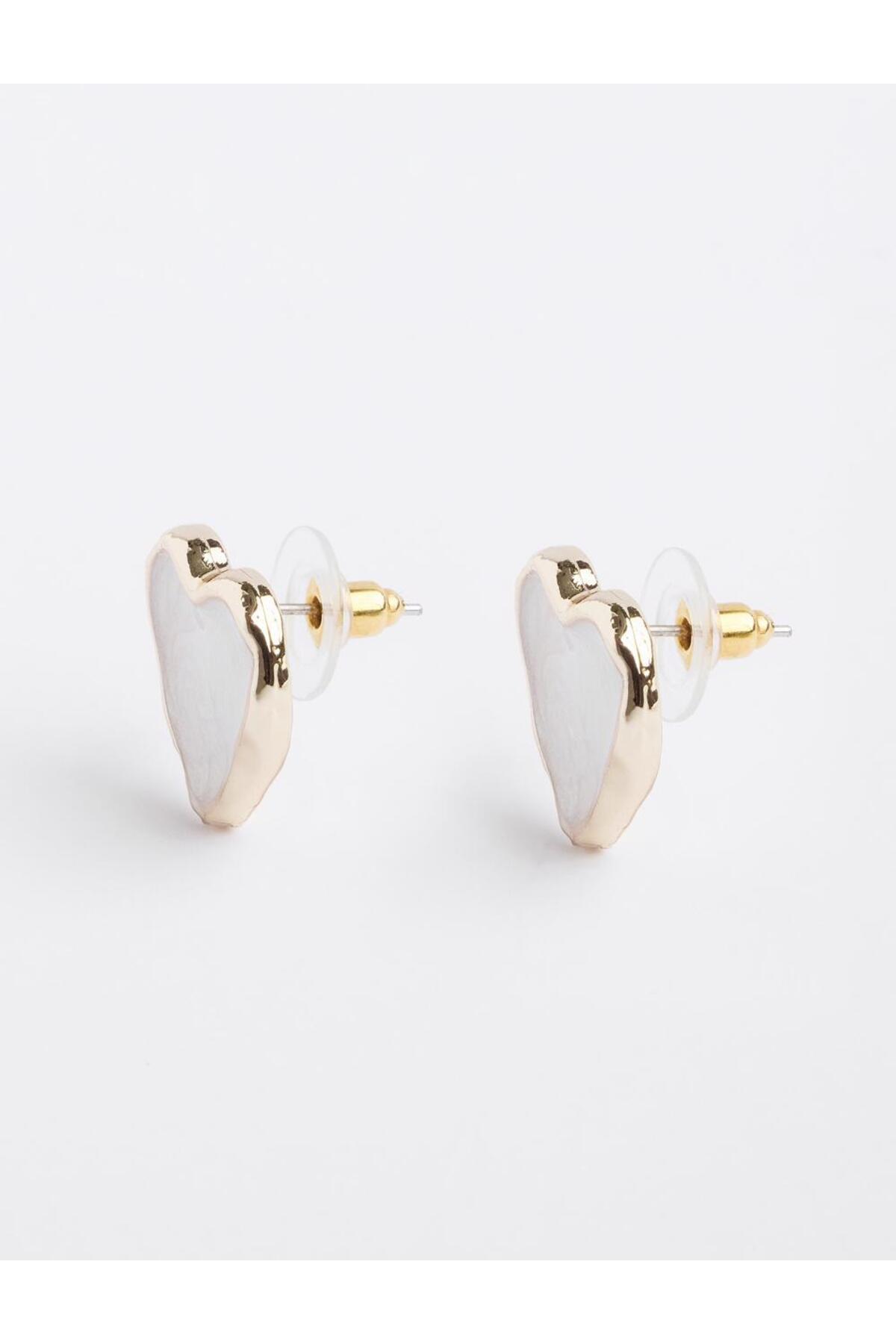 Jimmy Key-White Heart Figured Elegant Earrings 4