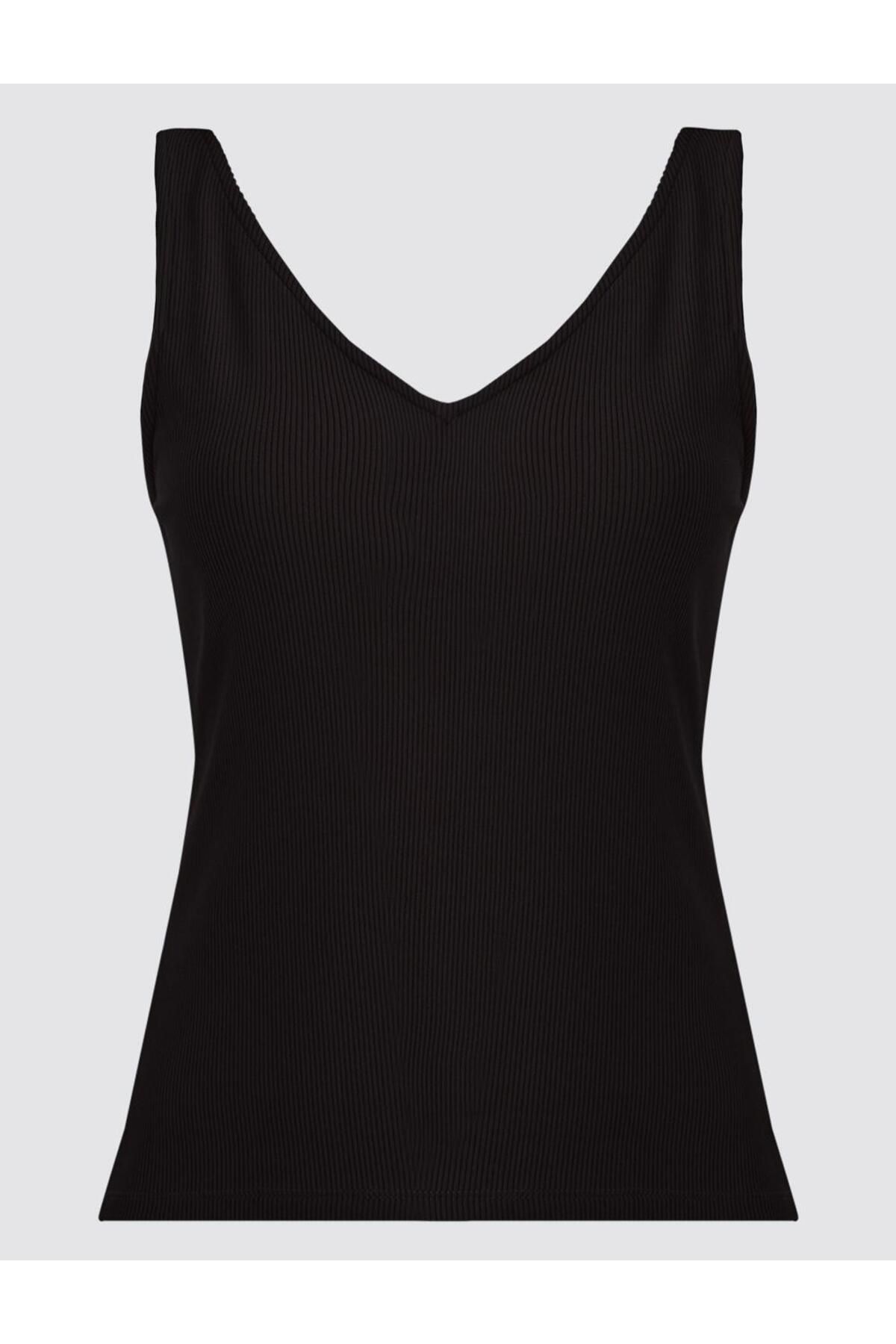 Jimmy Key-Black Slim Fit V-Neck Knitted Undershirt 6