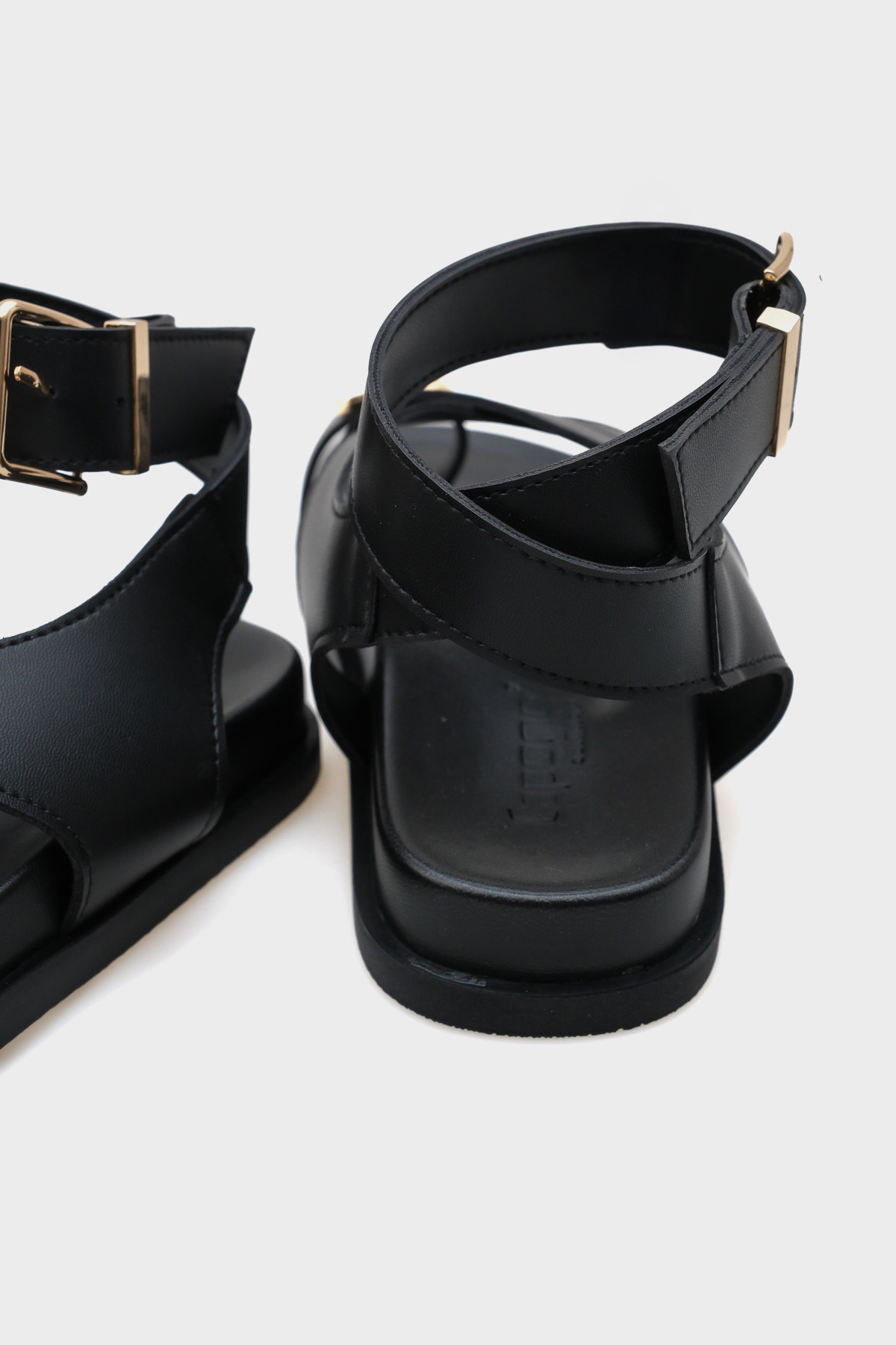 Capone Outfitters-Sandale de damă Maribel Flip Flop cu curea la gleznă cu toc plat 5