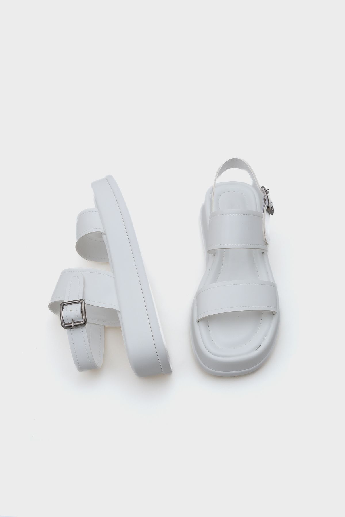 Capone Outfitters-Marris Single Strap Keilabsatz Komfort Damen Sandalen 3