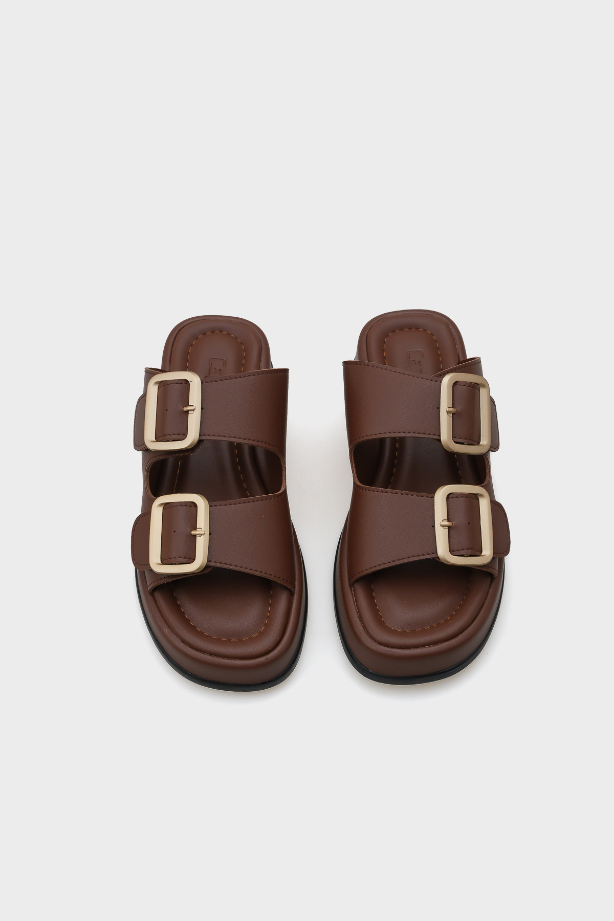 Capone Outfitters-Γυναικείες παντόφλες Marge Wedge με διπλή αγκράφα 5