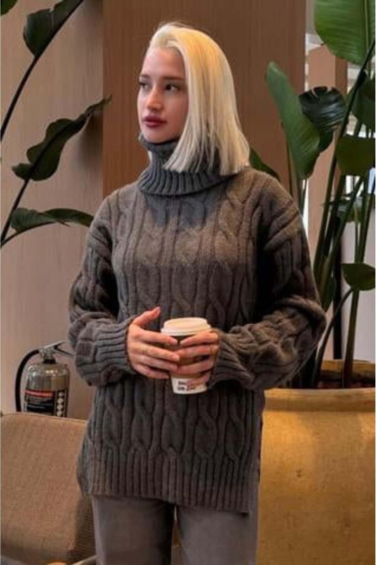 Madmext Antrasit Boğazlı Triko Kazak MG2376