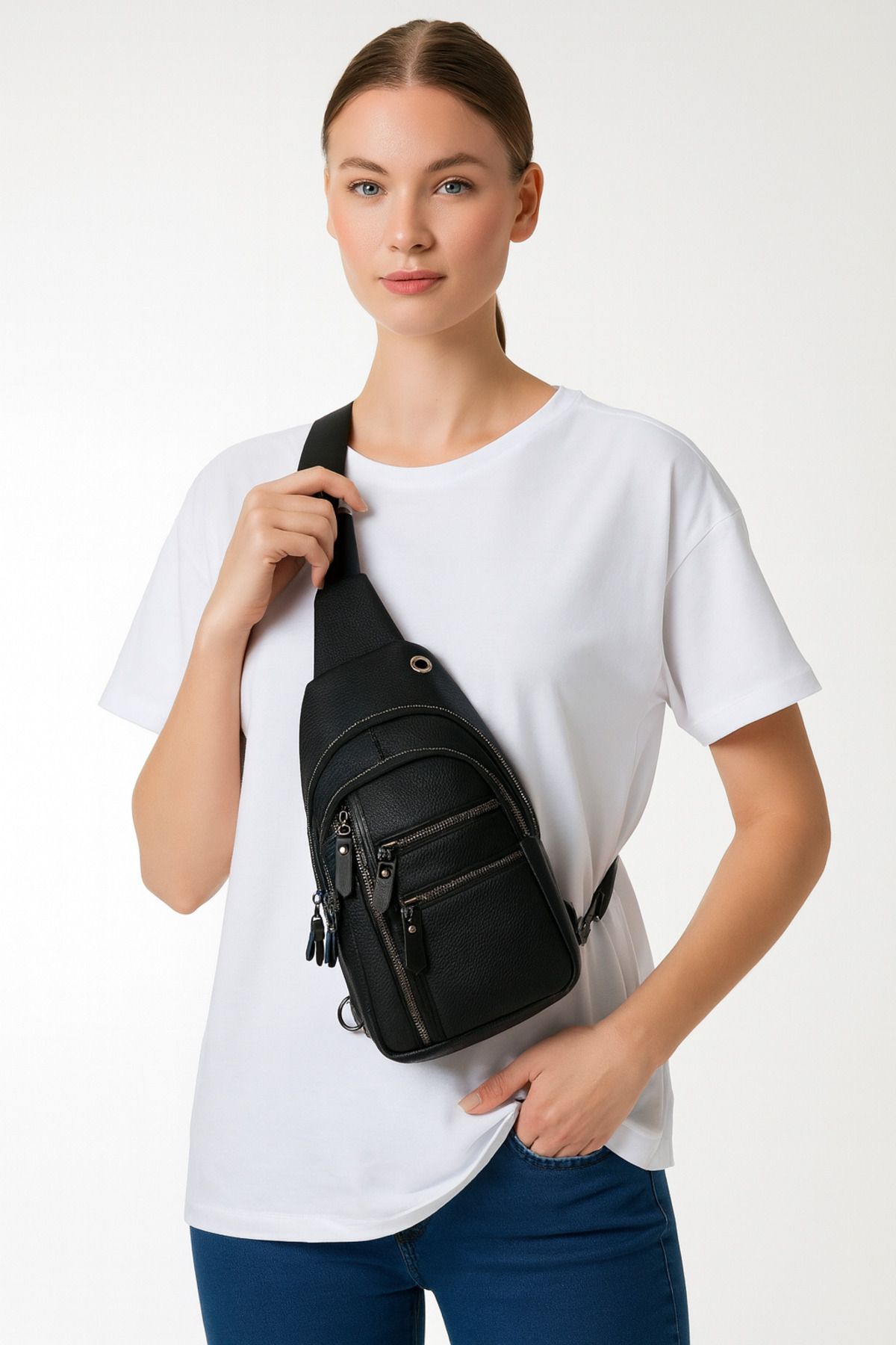 AVCA  Unisex Siyah Su Geçirmez Vegan Deri Kulaklık Çıkışlı Çapraz Askılı Bel Omuz Göğüs Çanta - Görsel 2