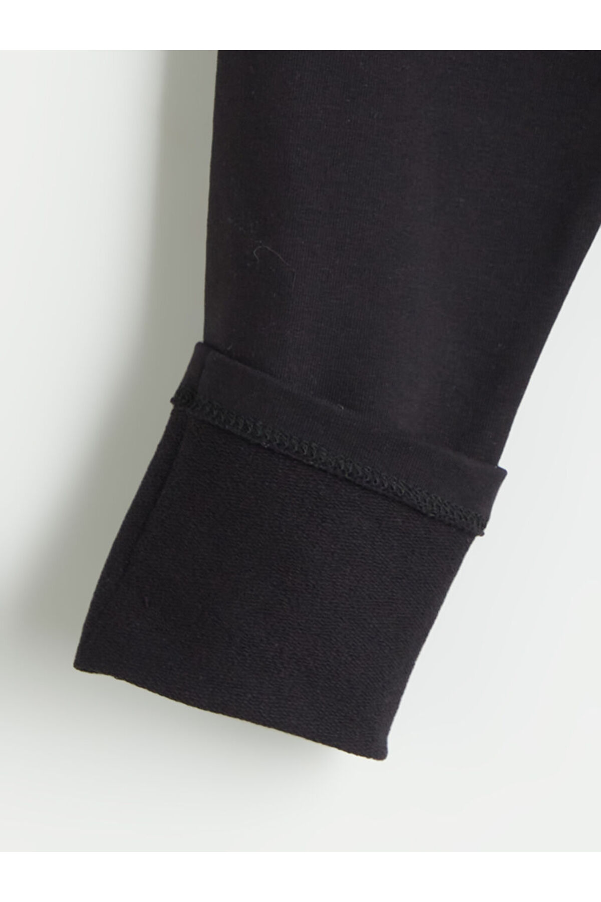 LC Waikiki Siyah Beli Lastikli Baskılı Kız Çocuk Tayt fotoğrafı 2 (önizleme)