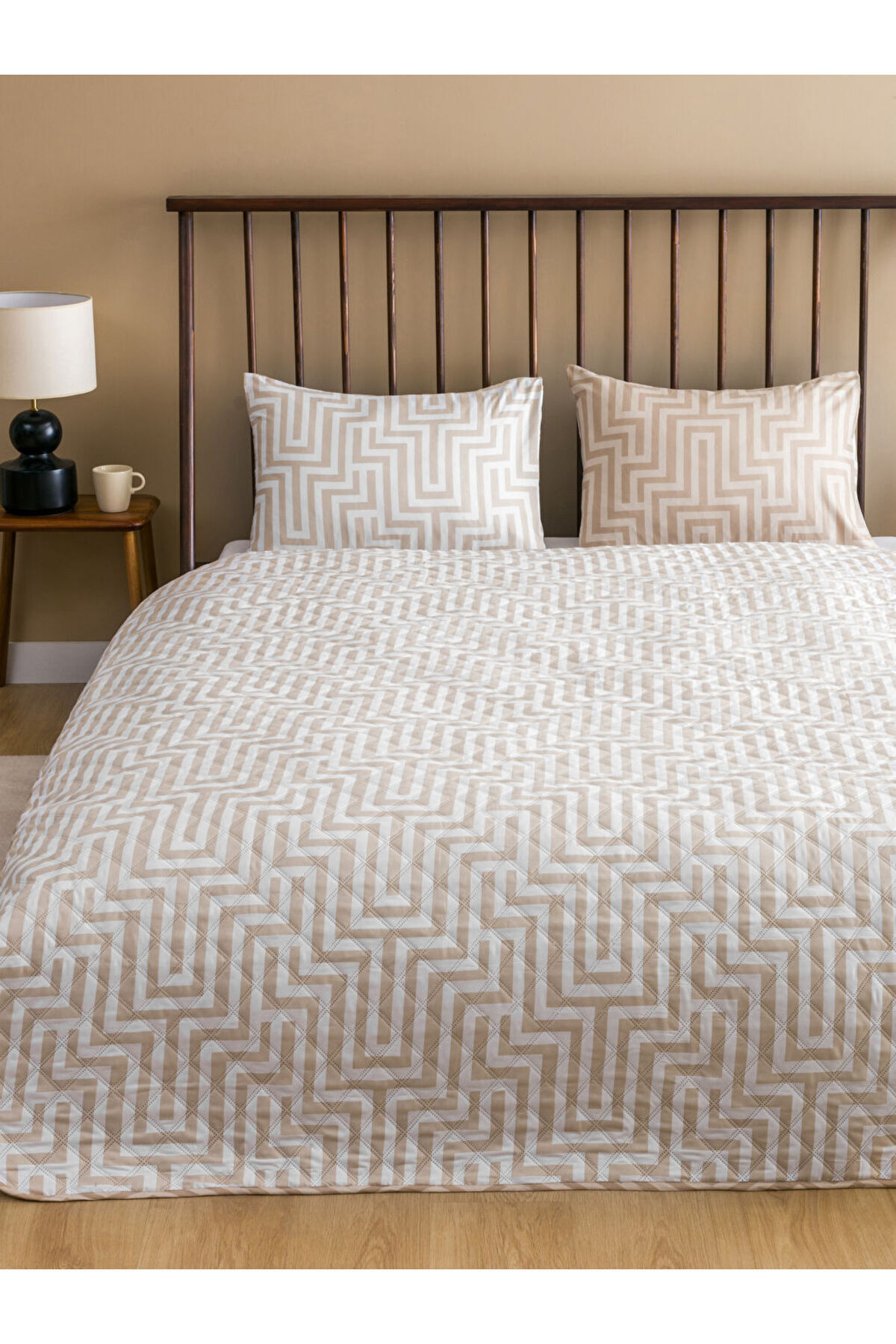 LC Waikiki-Create Your Style from Uzg Store |   Striped Patterned Double Bedspread 2