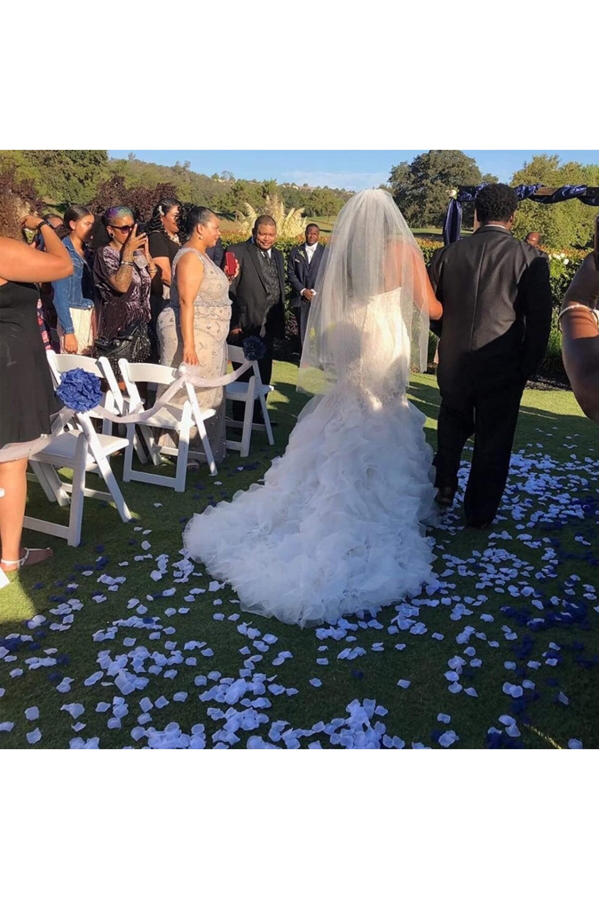 نسی‌ورلد کونفتی سفید به شکل گلبرگ رز، ۱ بسته ۱۰۰ عددی