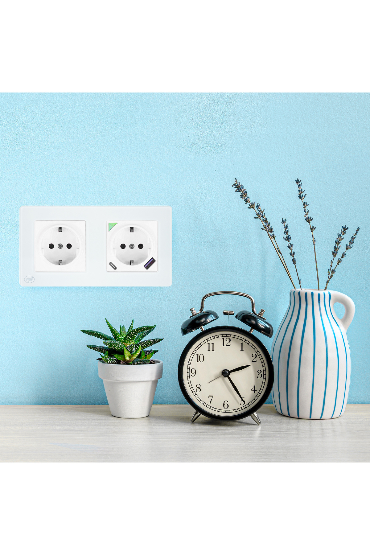 PNI-Double frame WP2 made of glass for sockets 3