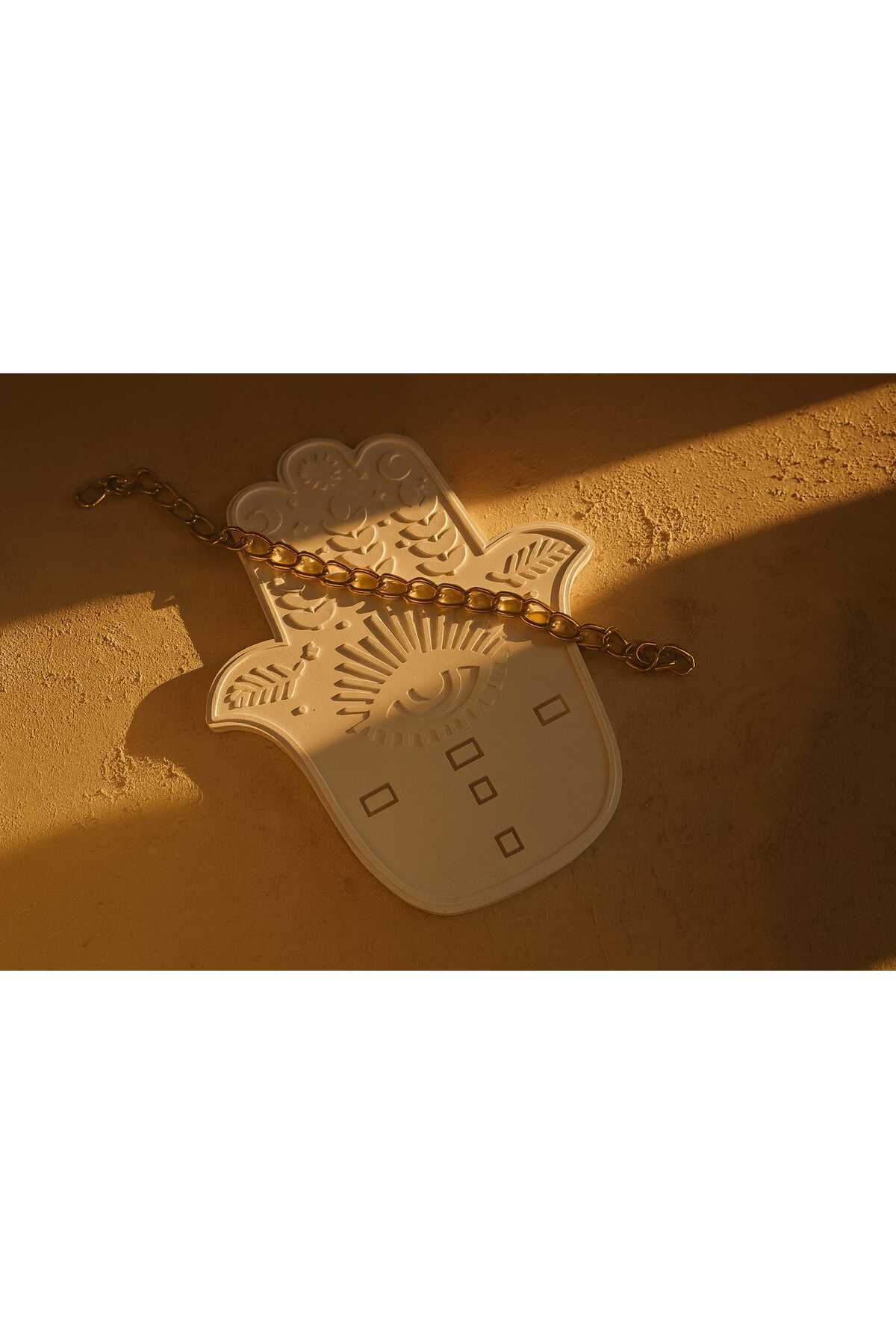 El Yapımı Hamsa El Figürü – 20x15 cm Dekoratif Beton Tabak / Takı ve Aksesuar Düzenleyici