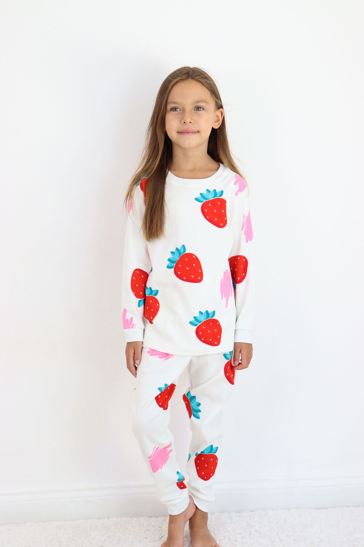 HARİKA KİDS Kız Çocuk Orta Kalınlıkta Basic Baskılı Pijama Takımı fotoğrafı 6 (önizleme)