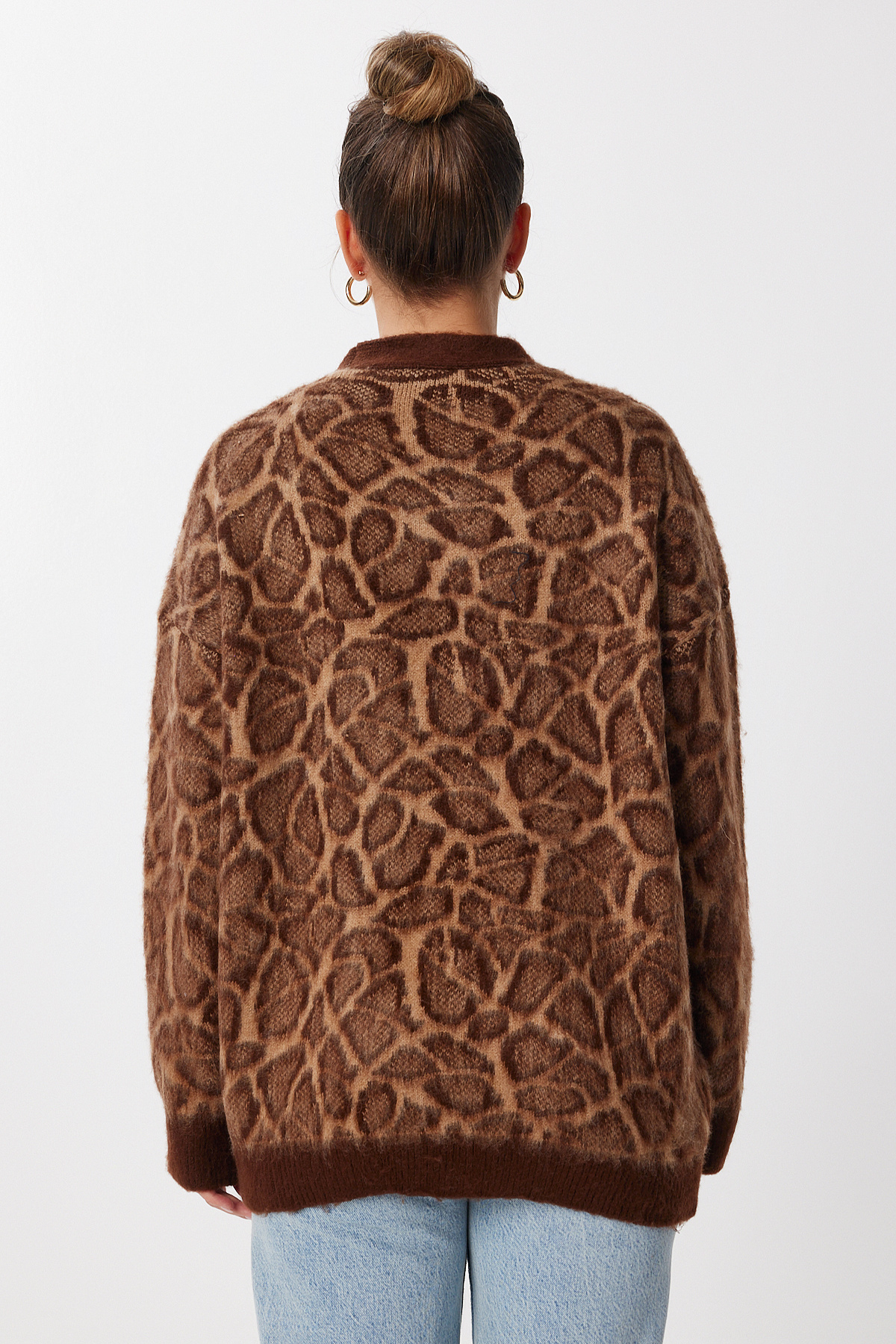 Lovelyİstanbul Leopar Desenli Yumuşak Oversize Triko Hırka LMU0002 KAHVERENGİ görsel 5